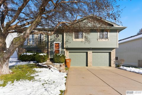 Photo of 13513 S 32nd Street, Bellevue, NE 68123 (MLS # 22534498)