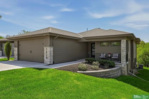 Photo of 1426 S 200th Circle, Omaha, NE 68130 (MLS # 22610921)