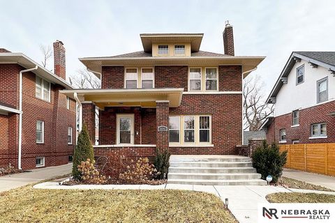 Photo of 6605 Minne Lusa Boulevard, Omaha, NE 68112 (MLS # 22602260)