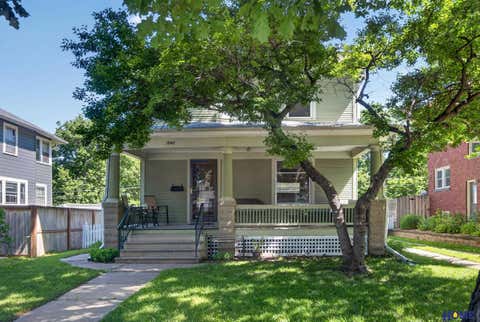 Photo of 1948 Harwood Street, Lincoln, NE 68502 (MLS # 22615320)