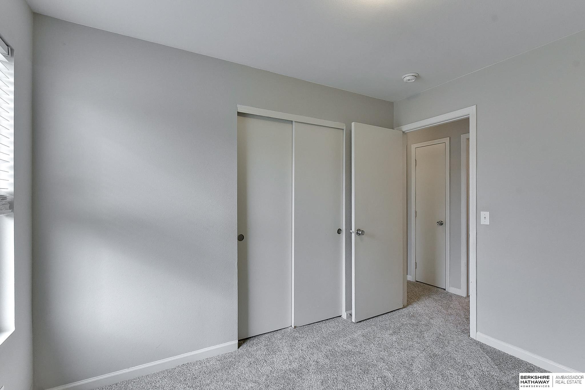 Omaha, Nebraska 68122, United States, 3 Bedrooms Bedrooms, ,2 BathroomsBathrooms,Residential,Active,236852