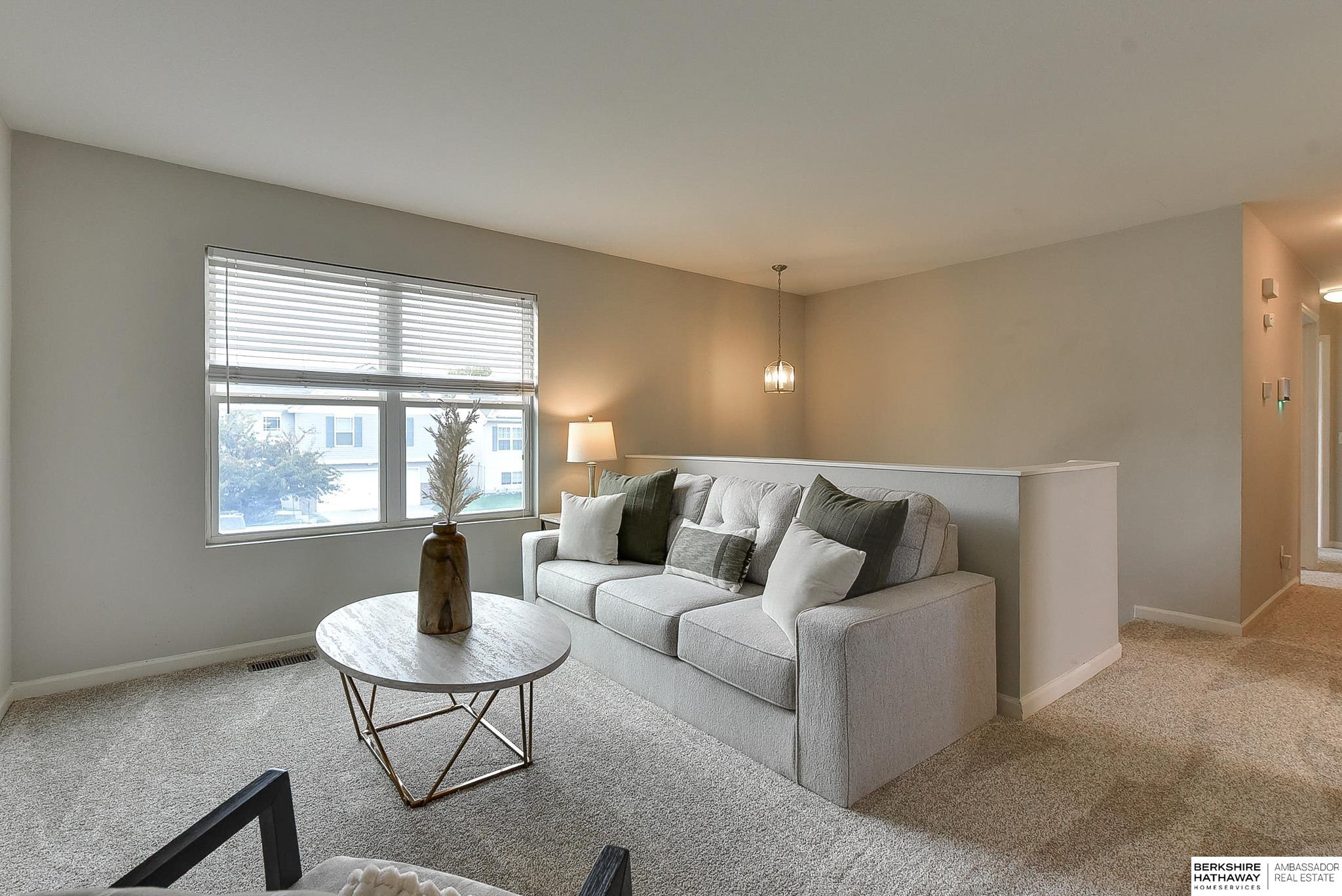 Omaha, Nebraska 68122, United States, 3 Bedrooms Bedrooms, ,2 BathroomsBathrooms,Residential,Active,236852