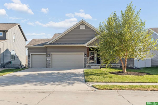 7813 S 184TH AVE, OMAHA, NE 68136 - Image 55f2aae2b15ea35dc7678e4f431270bb/3952462181