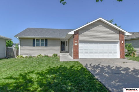 Photo of 1601 SW 25 Street, Lincoln, NE 68522 (MLS # 22617473)