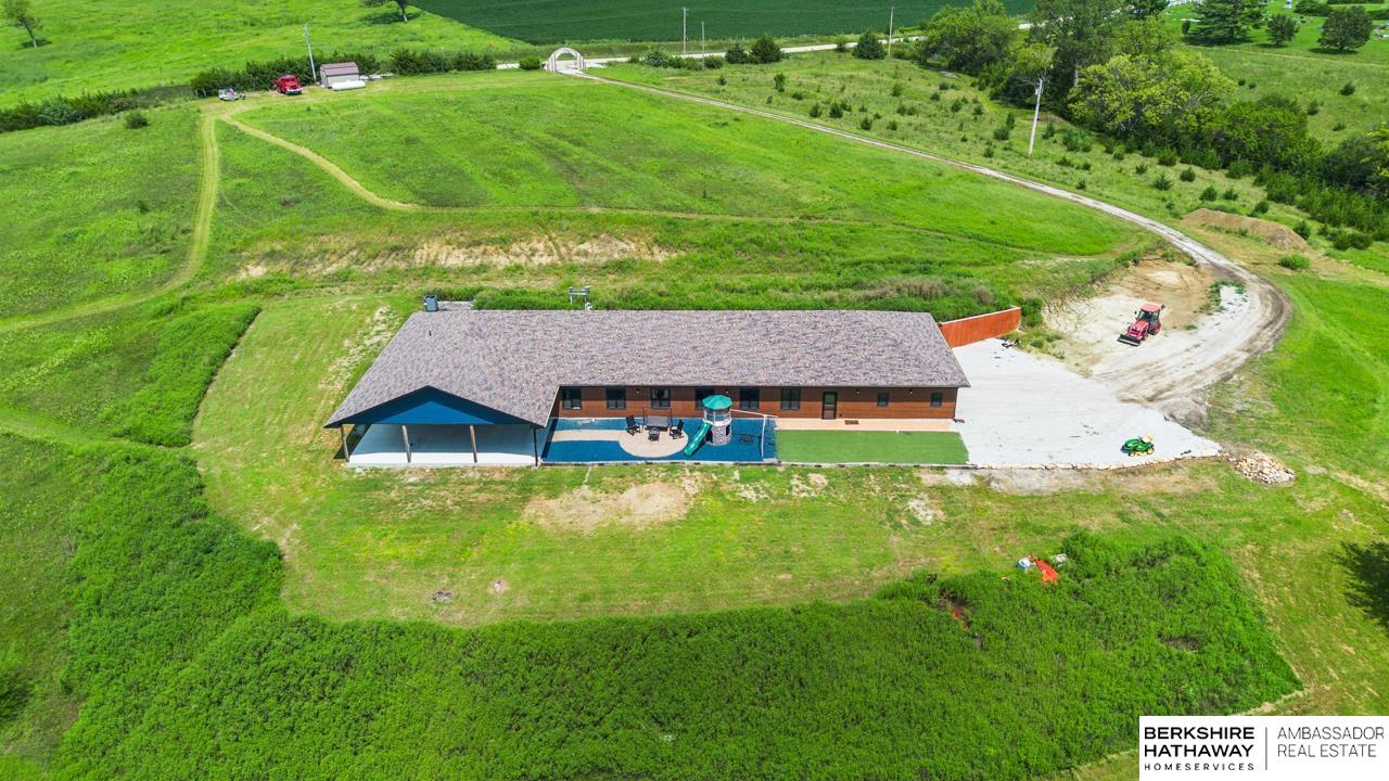 Dawson, Nebraska 68337, United States, 5 Bedrooms Bedrooms, ,2 BathroomsBathrooms,Residential,Active,191418