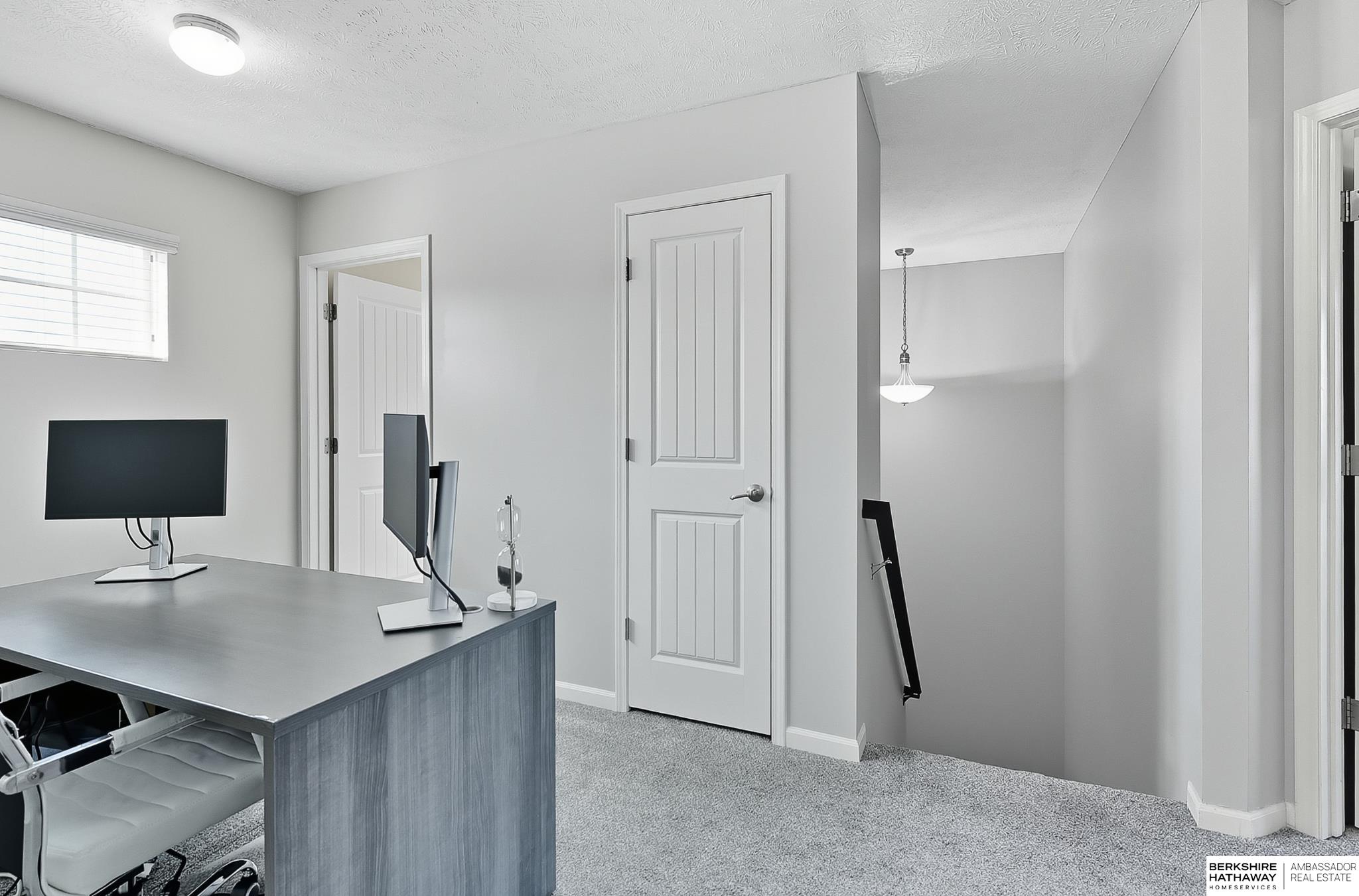 Omaha, Nebraska 68142, United States, 3 Bedrooms Bedrooms, ,2 BathroomsBathrooms,Residential,Active,246340