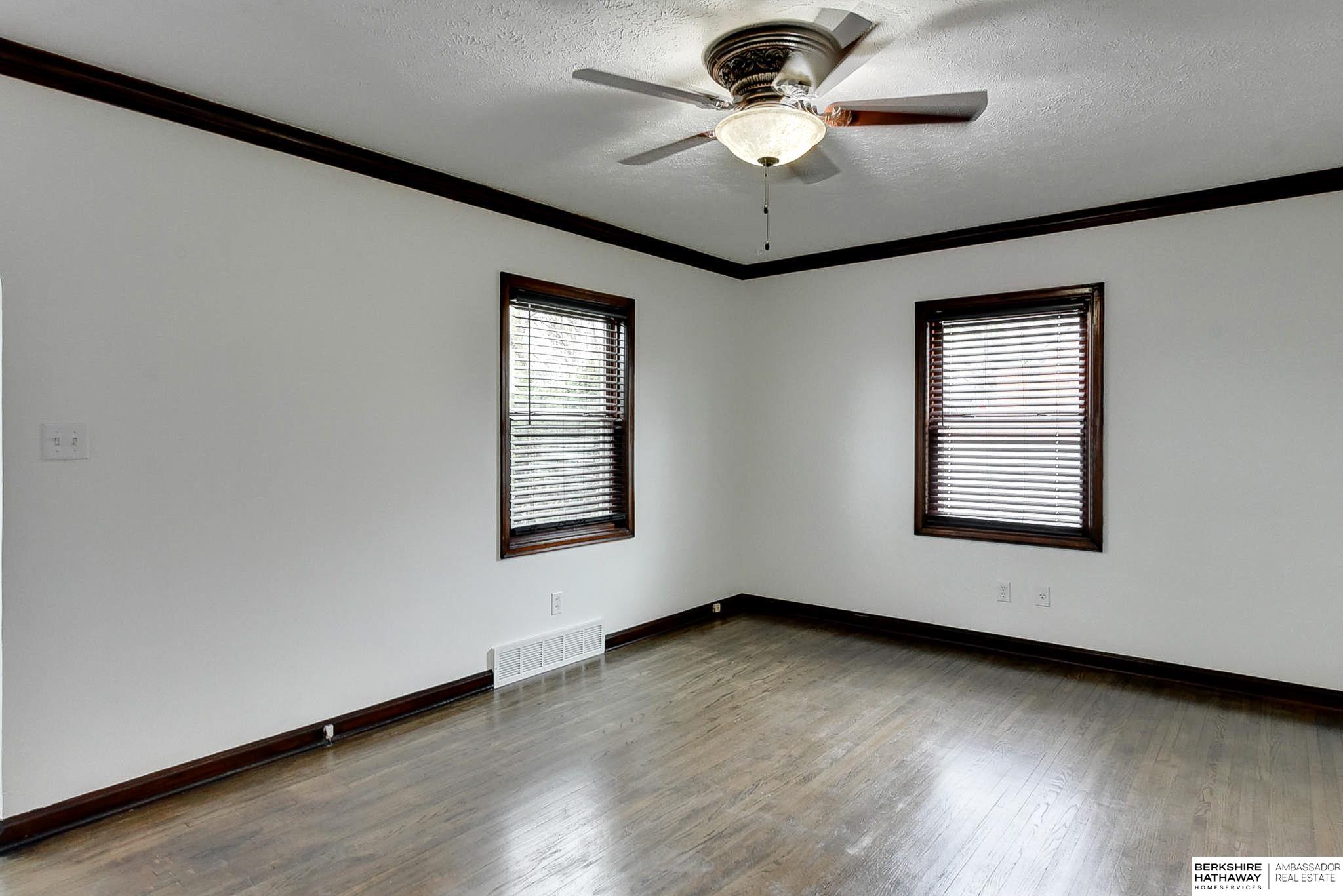 Omaha, Nebraska 68112, United States, 3 Bedrooms Bedrooms, ,2 BathroomsBathrooms,Residential,Active,127106