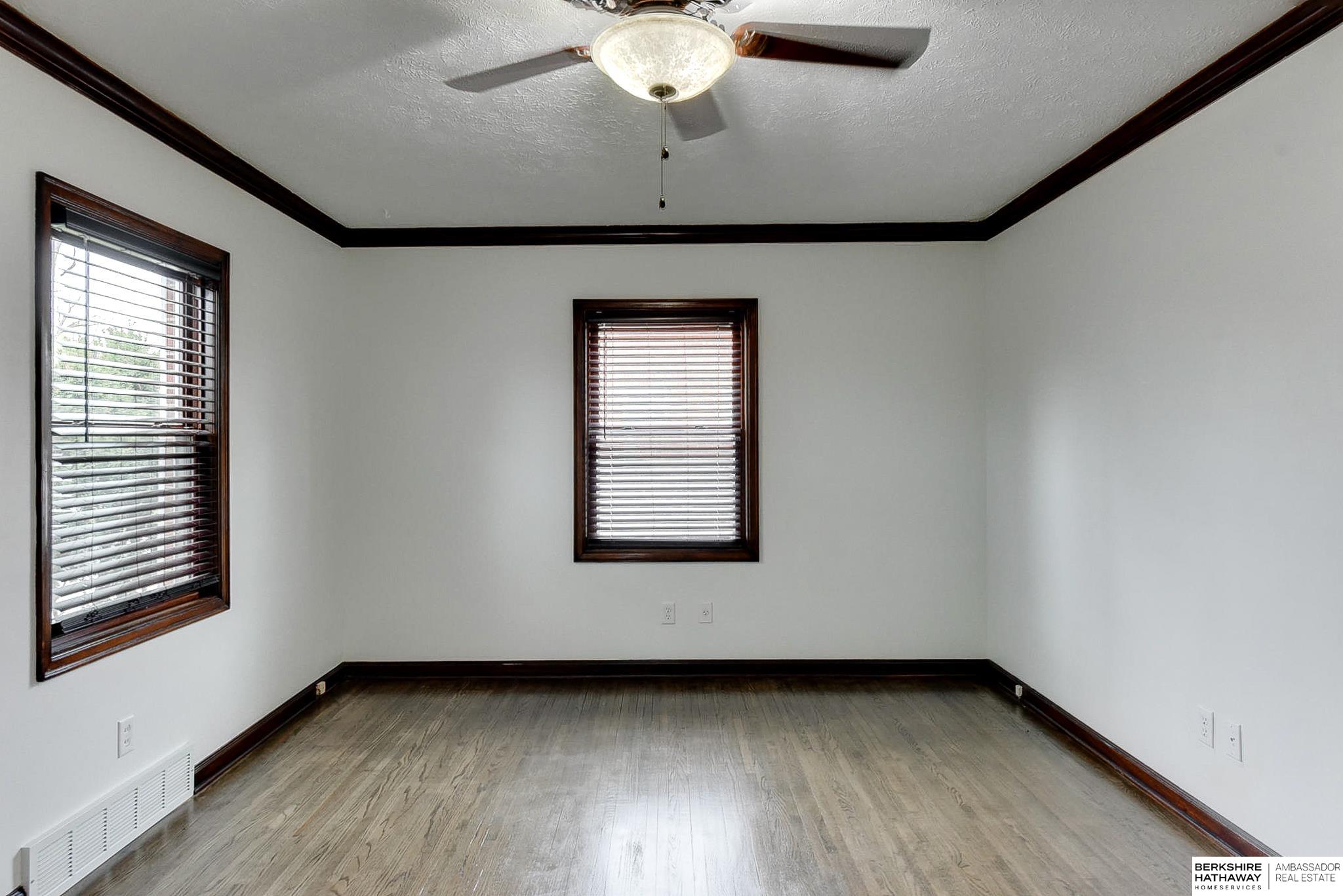 Omaha, Nebraska 68112, United States, 3 Bedrooms Bedrooms, ,2 BathroomsBathrooms,Residential,Active,127106