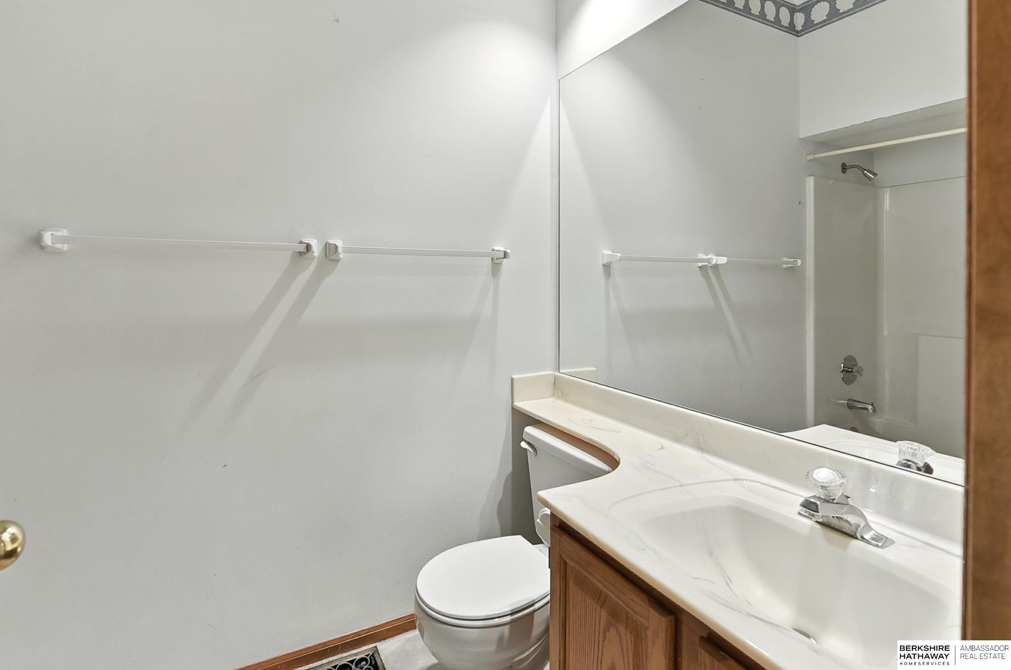 Omaha, Nebraska 68116, United States, 3 Bedrooms Bedrooms, ,3 BathroomsBathrooms,Residential,Active,195927