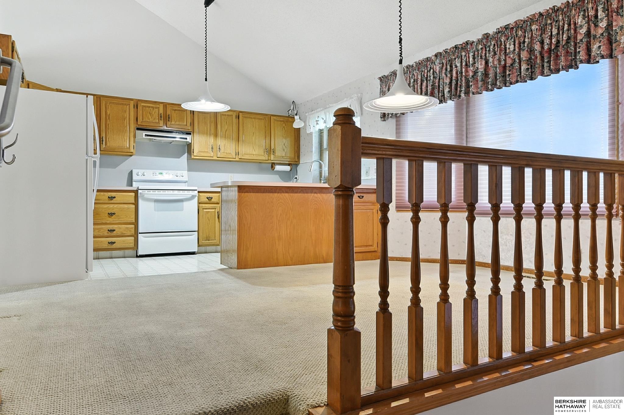 Omaha, Nebraska 68116, United States, 3 Bedrooms Bedrooms, ,3 BathroomsBathrooms,Residential,Active,195927