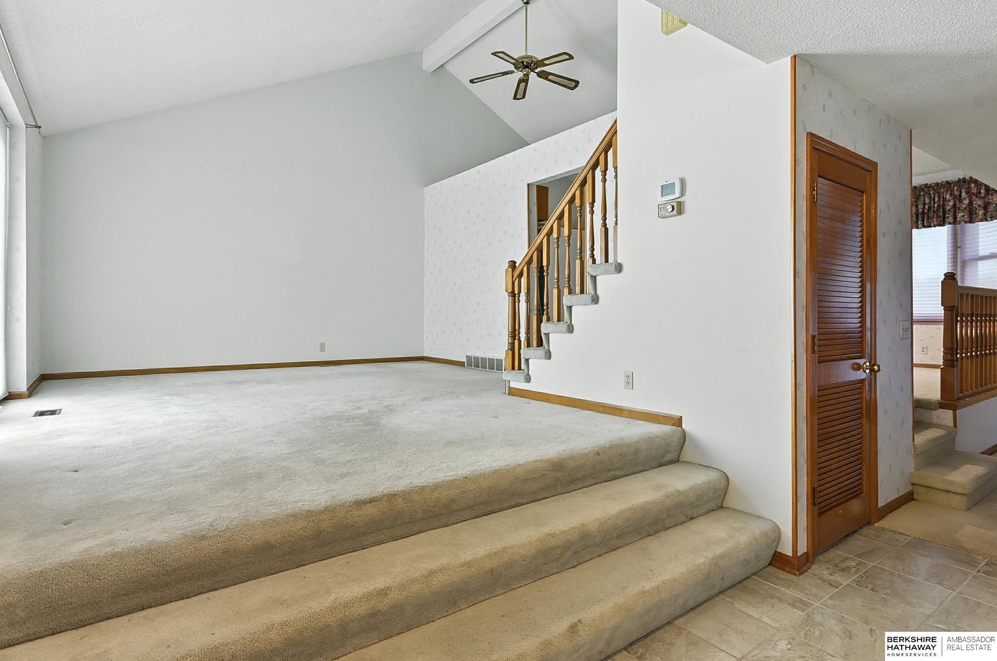 Omaha, Nebraska 68116, United States, 3 Bedrooms Bedrooms, ,3 BathroomsBathrooms,Residential,Active,195927