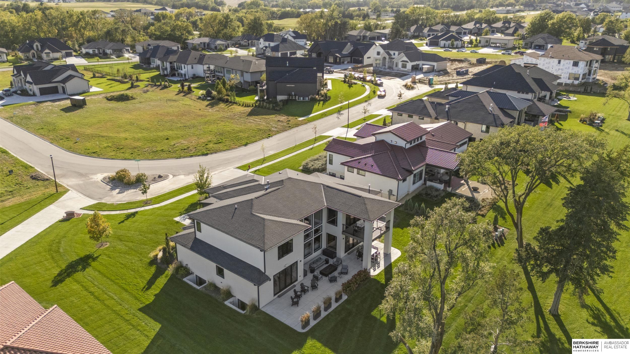 Lincoln, Nebraska 68520, United States, 5 Bedrooms Bedrooms, ,3 BathroomsBathrooms,Residential,Active,247435