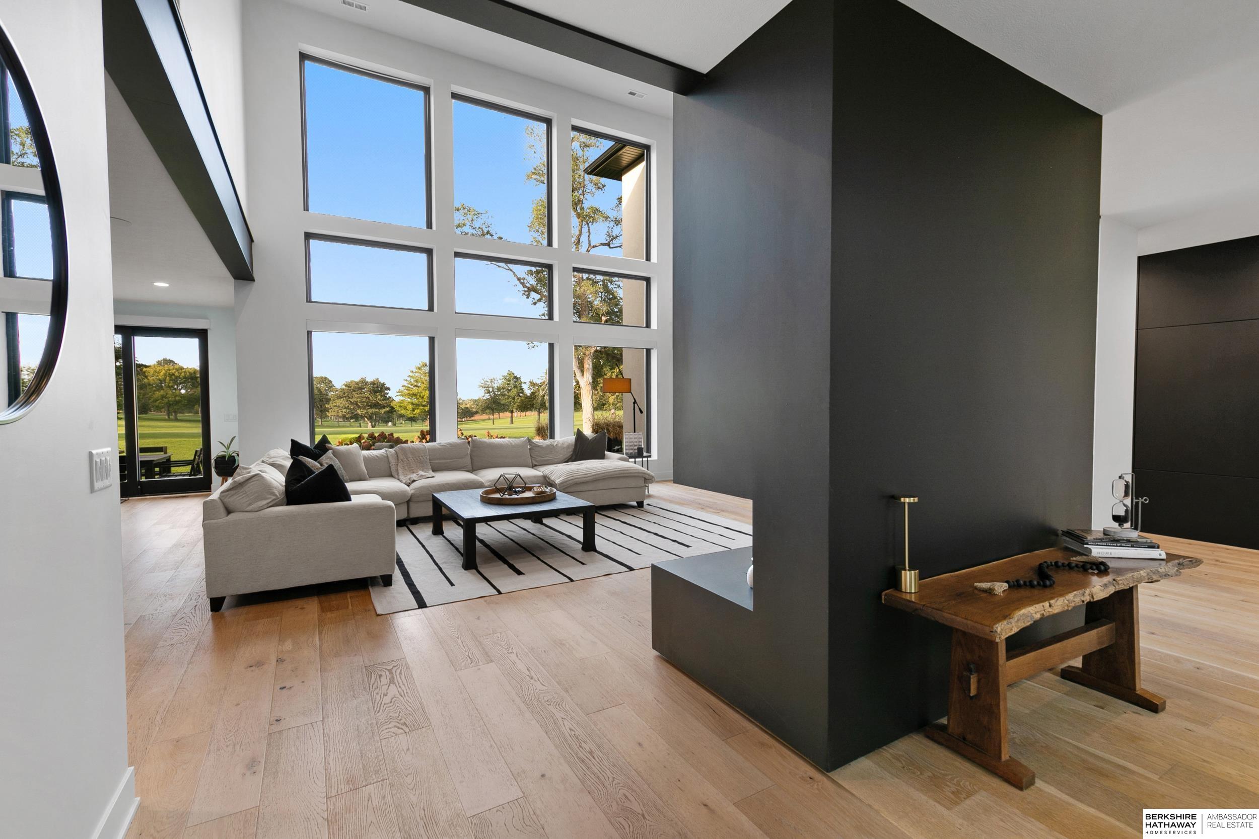 Lincoln, Nebraska 68520, United States, 5 Bedrooms Bedrooms, ,3 BathroomsBathrooms,Residential,Active,247435