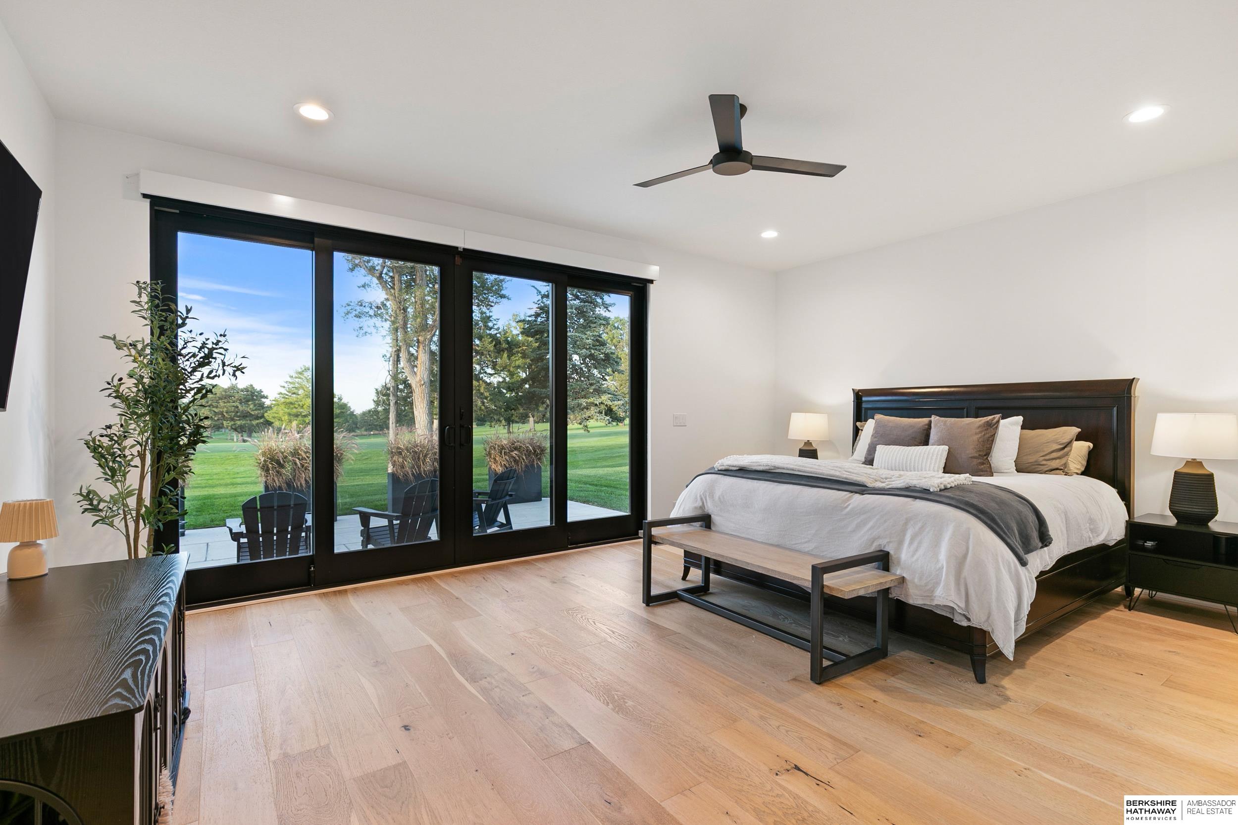 Lincoln, Nebraska 68520, United States, 5 Bedrooms Bedrooms, ,3 BathroomsBathrooms,Residential,Active,247435