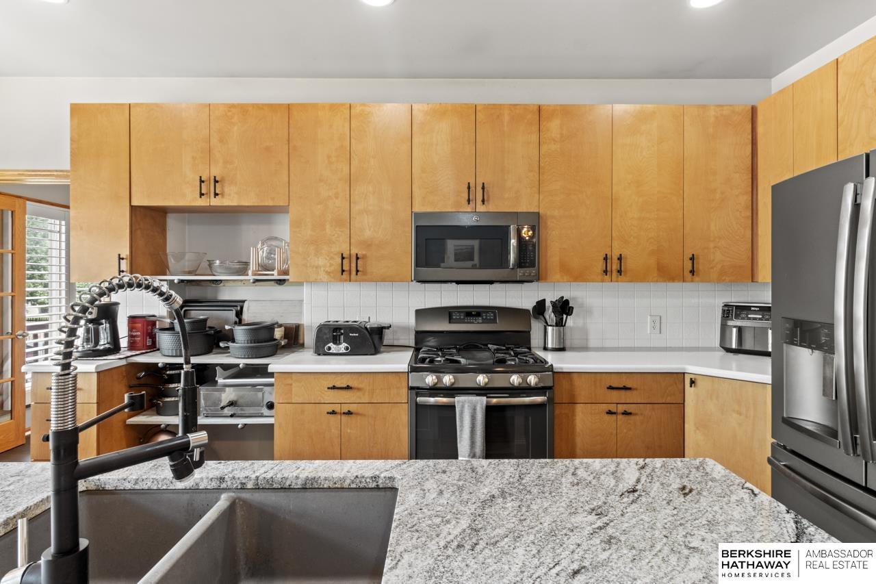 Omaha, Nebraska 68136, United States, 4 Bedrooms Bedrooms, ,3 BathroomsBathrooms,Residential,Active,233305