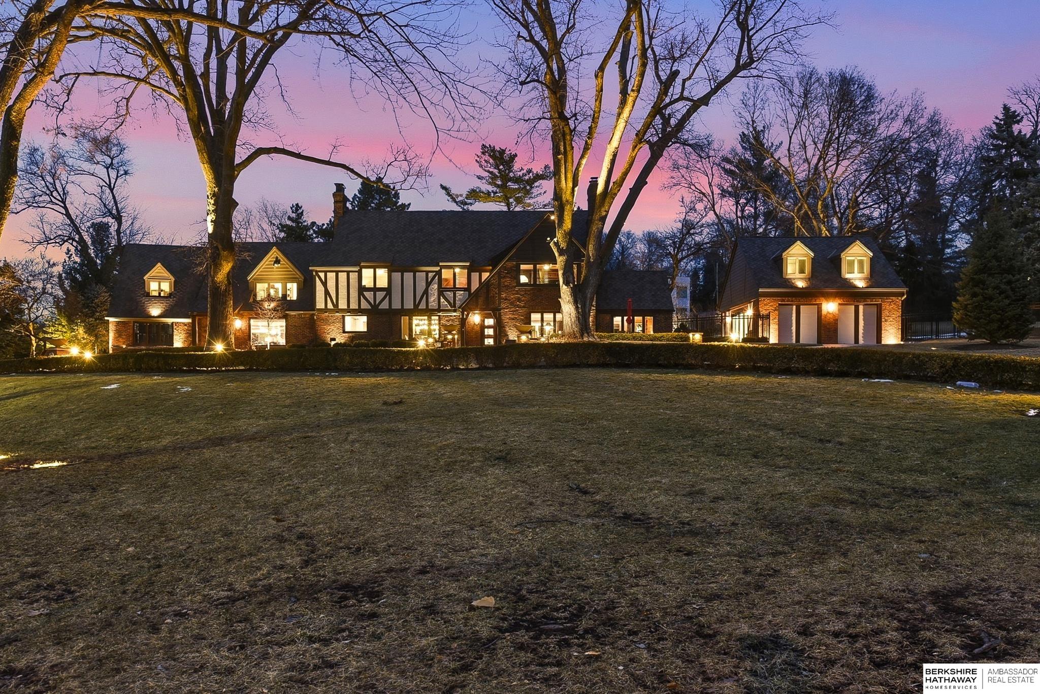 6724 Davenport Street