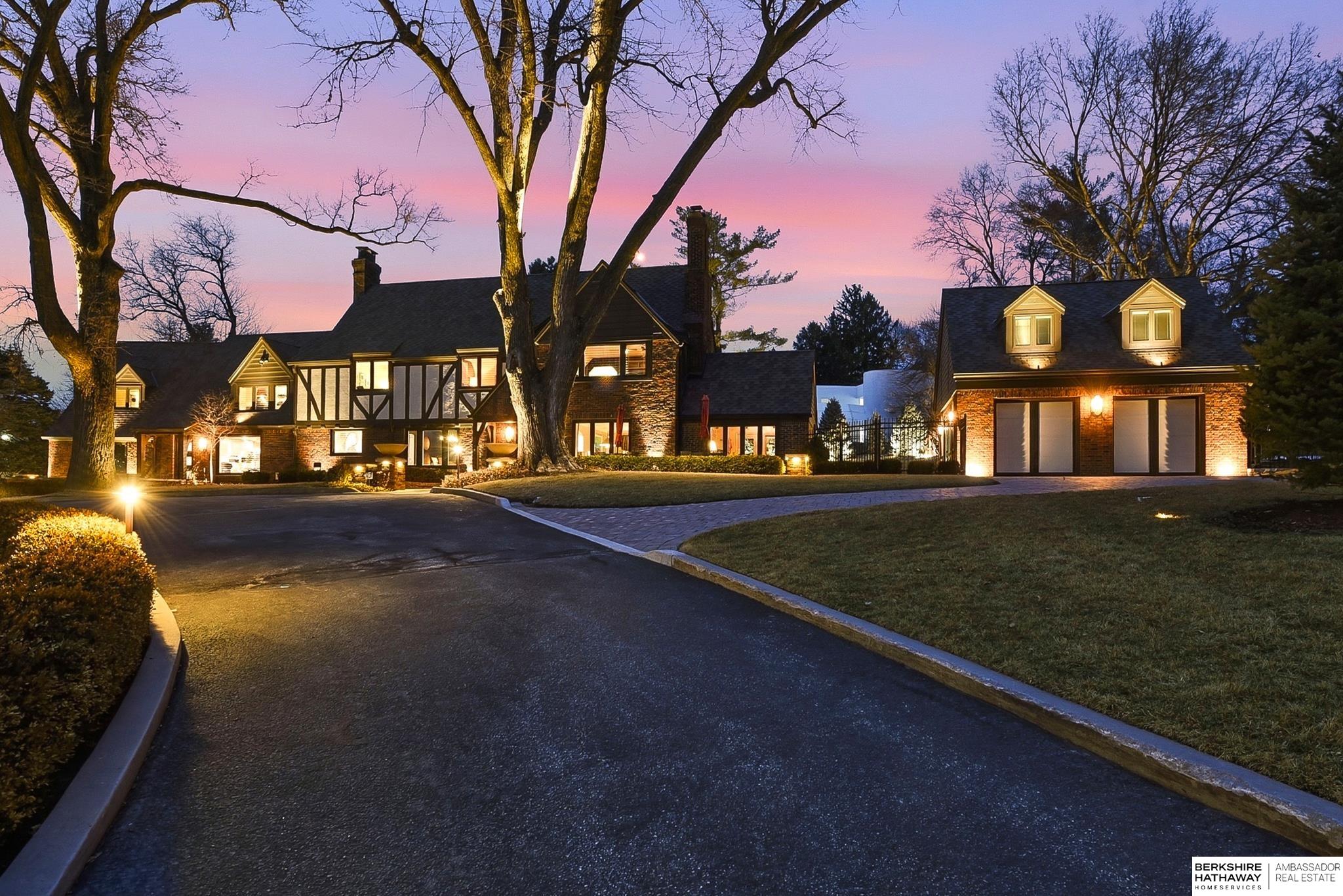 6724 Davenport Street