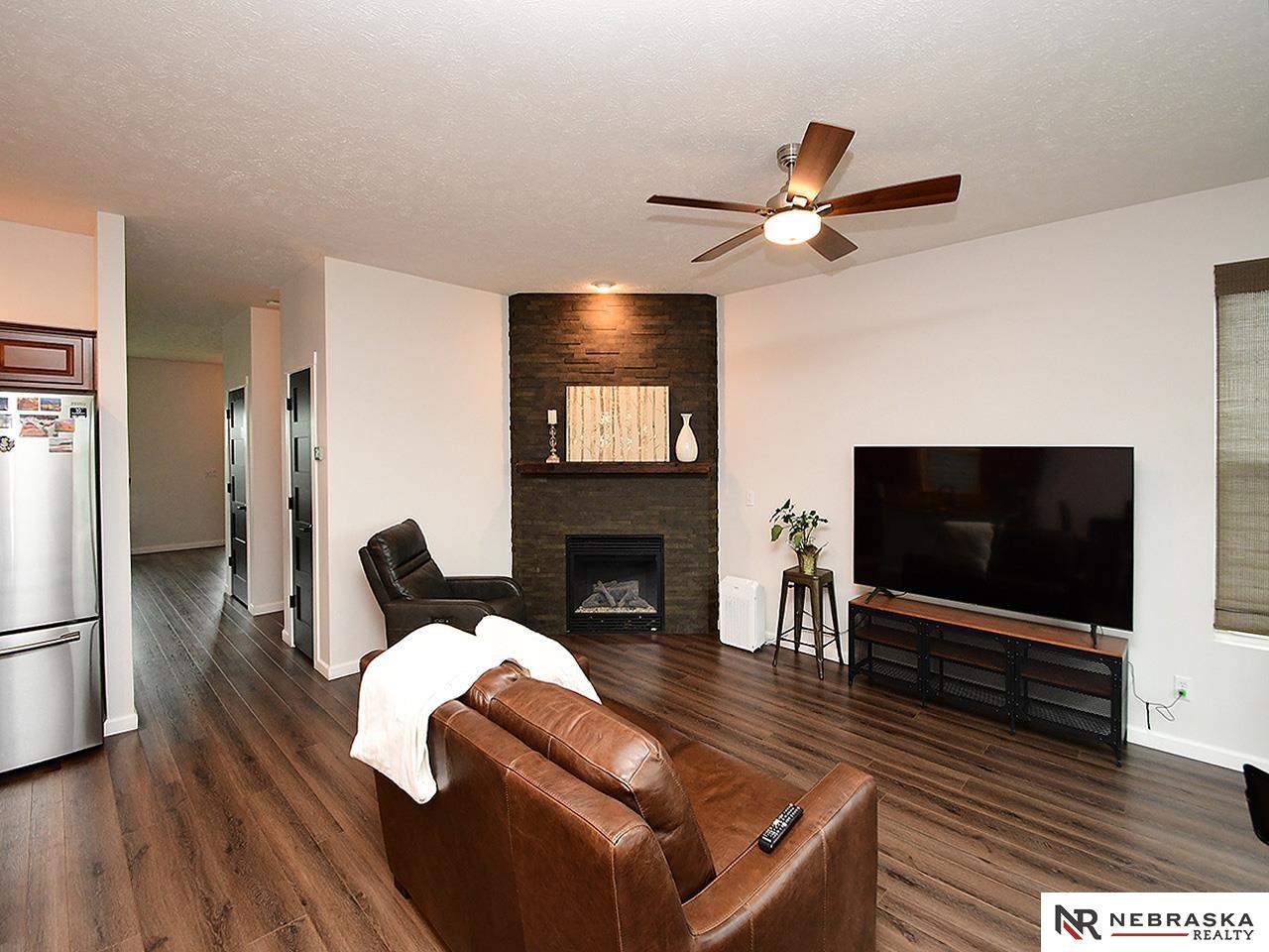 Bennington, Nebraska 68007, United States, 5 Bedrooms Bedrooms, ,3 BathroomsBathrooms,Residential,Active,242869