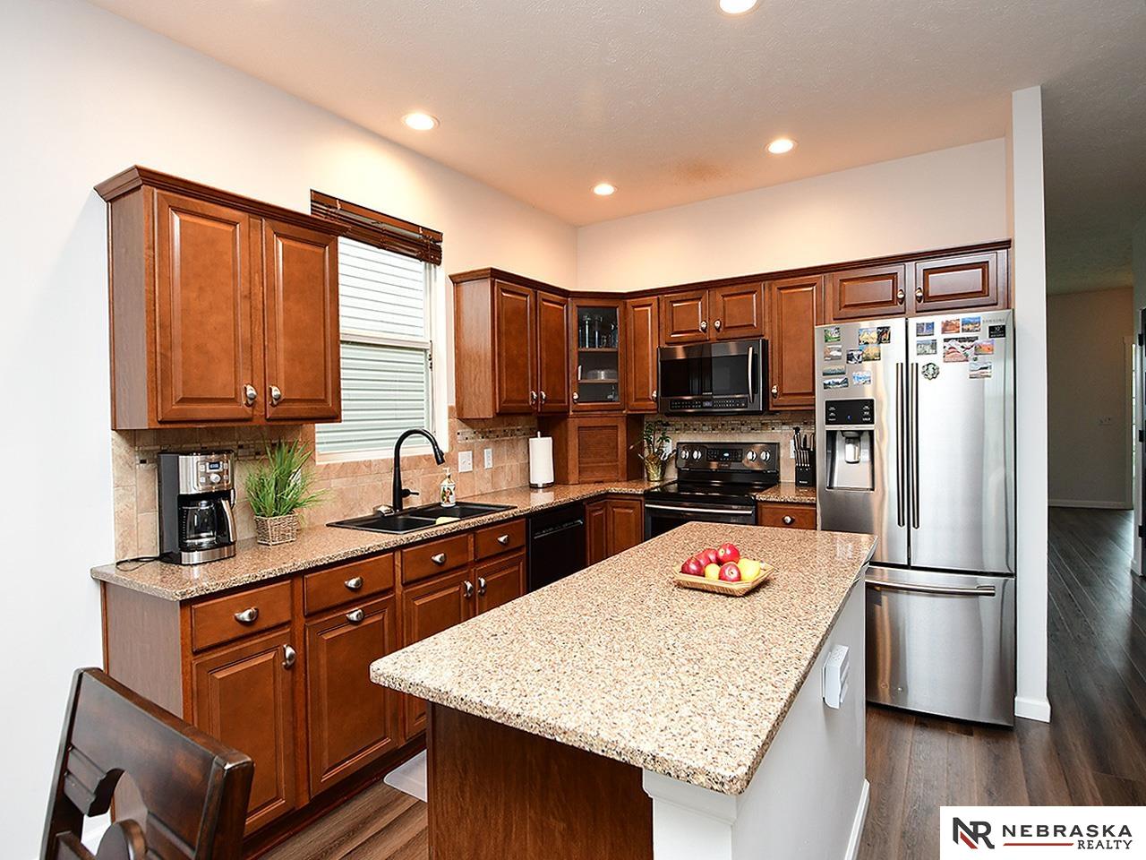 Bennington, Nebraska 68007, United States, 5 Bedrooms Bedrooms, ,3 BathroomsBathrooms,Residential,Active,242869