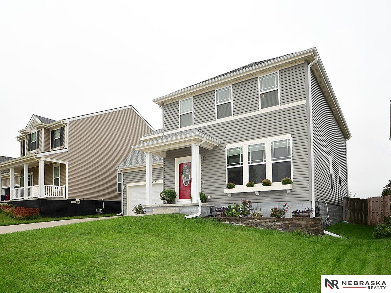 Bennington, Nebraska 68007, United States, 5 Bedrooms Bedrooms, ,3 BathroomsBathrooms,Residential,Active,242869