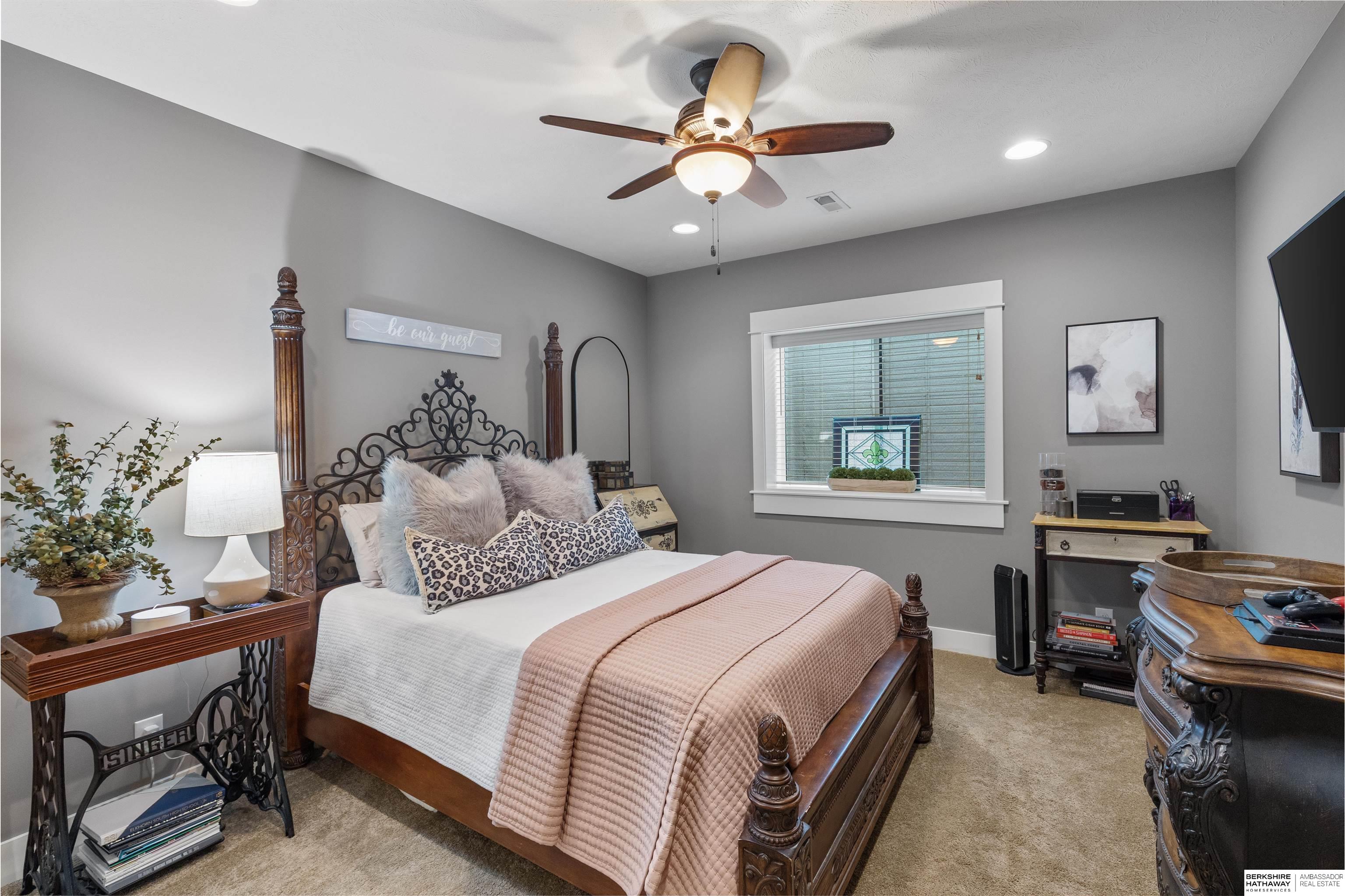 Omaha, Nebraska 68022, United States, 4 Bedrooms Bedrooms, ,2 BathroomsBathrooms,Residential,Active,160951