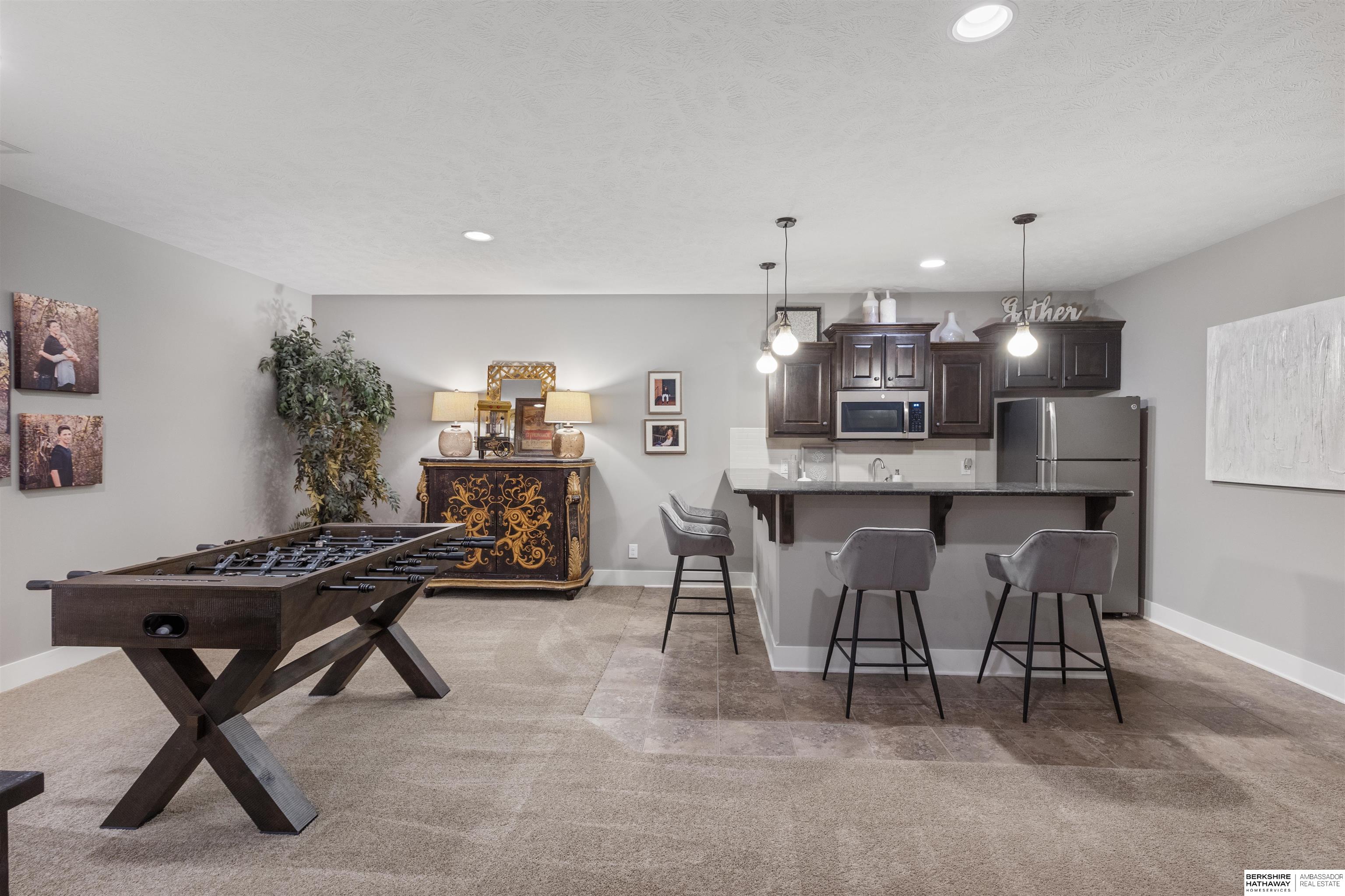 Omaha, Nebraska 68022, United States, 4 Bedrooms Bedrooms, ,2 BathroomsBathrooms,Residential,Active,160951