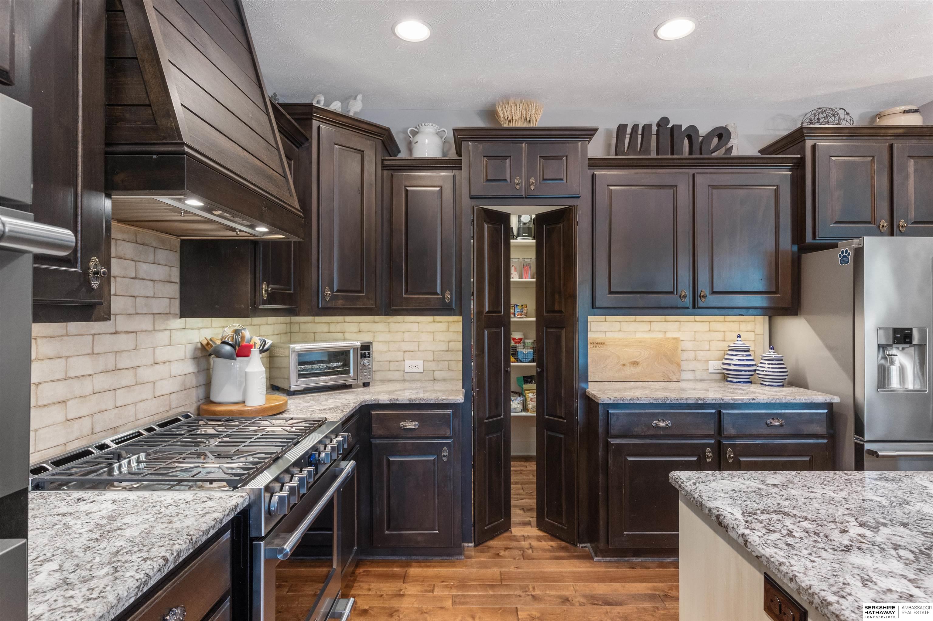 Omaha, Nebraska 68022, United States, 4 Bedrooms Bedrooms, ,2 BathroomsBathrooms,Residential,Active,160951