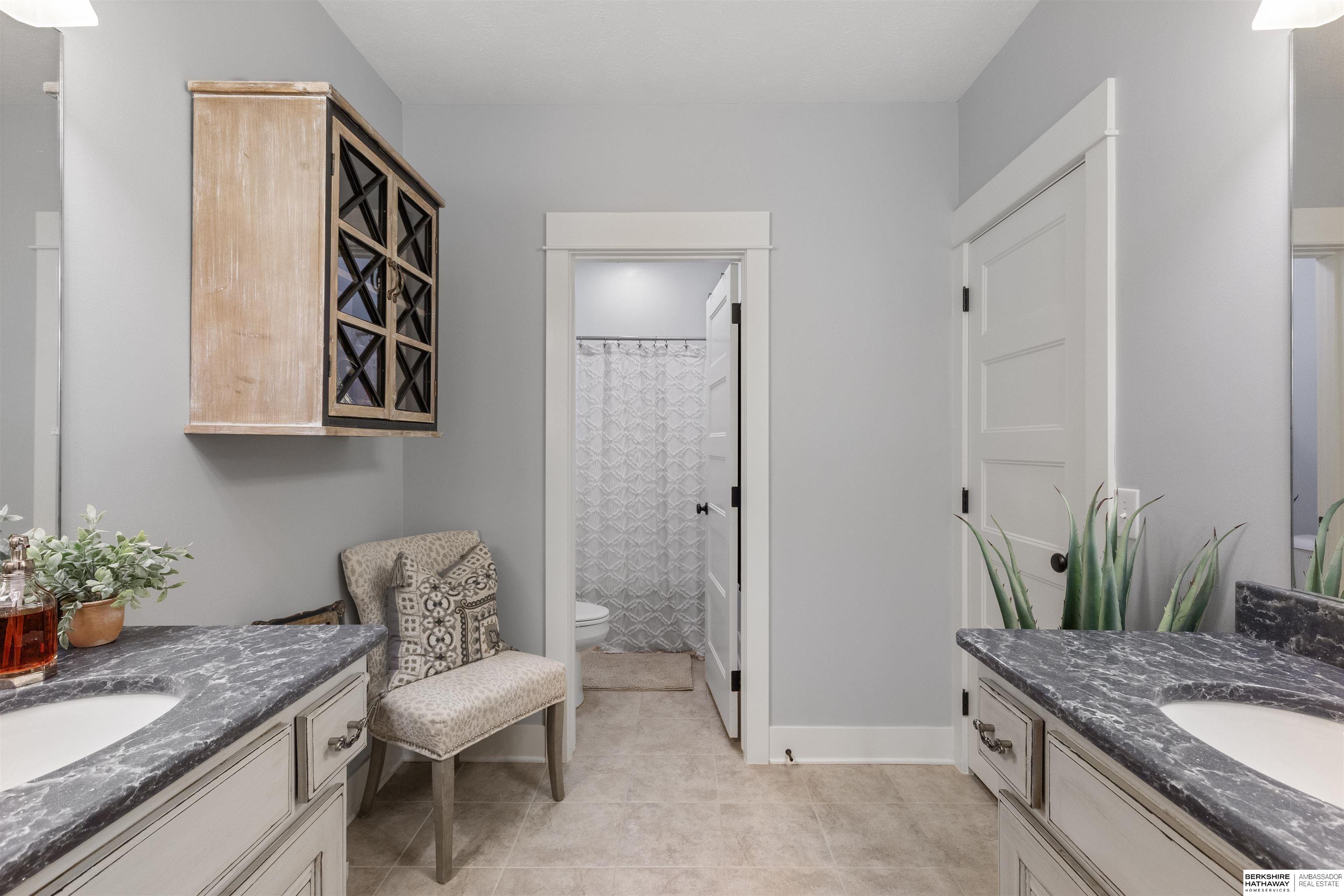 Omaha, Nebraska 68022, United States, 4 Bedrooms Bedrooms, ,2 BathroomsBathrooms,Residential,Active,160951