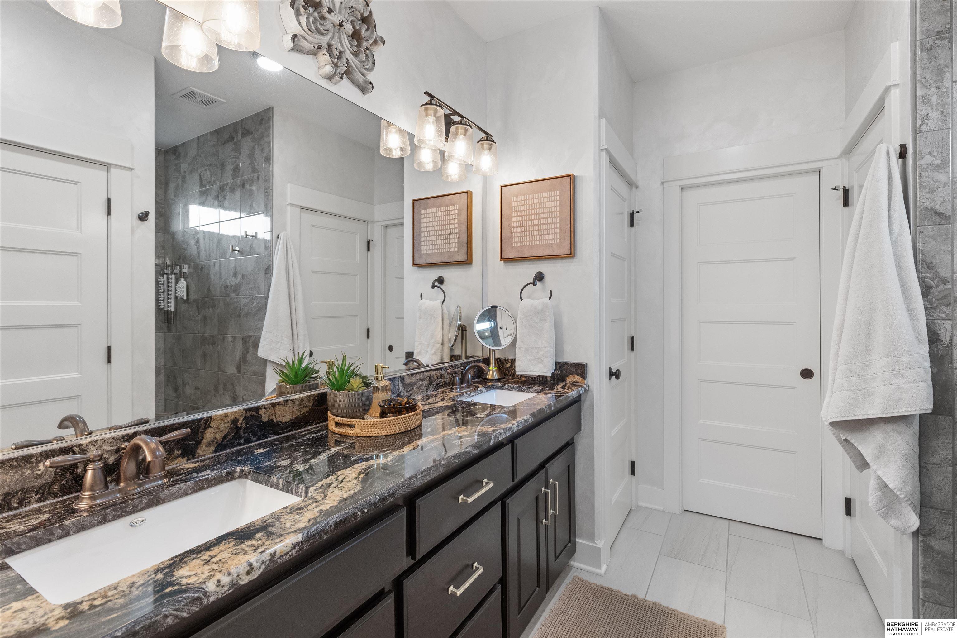 Omaha, Nebraska 68022, United States, 4 Bedrooms Bedrooms, ,2 BathroomsBathrooms,Residential,Active,160951