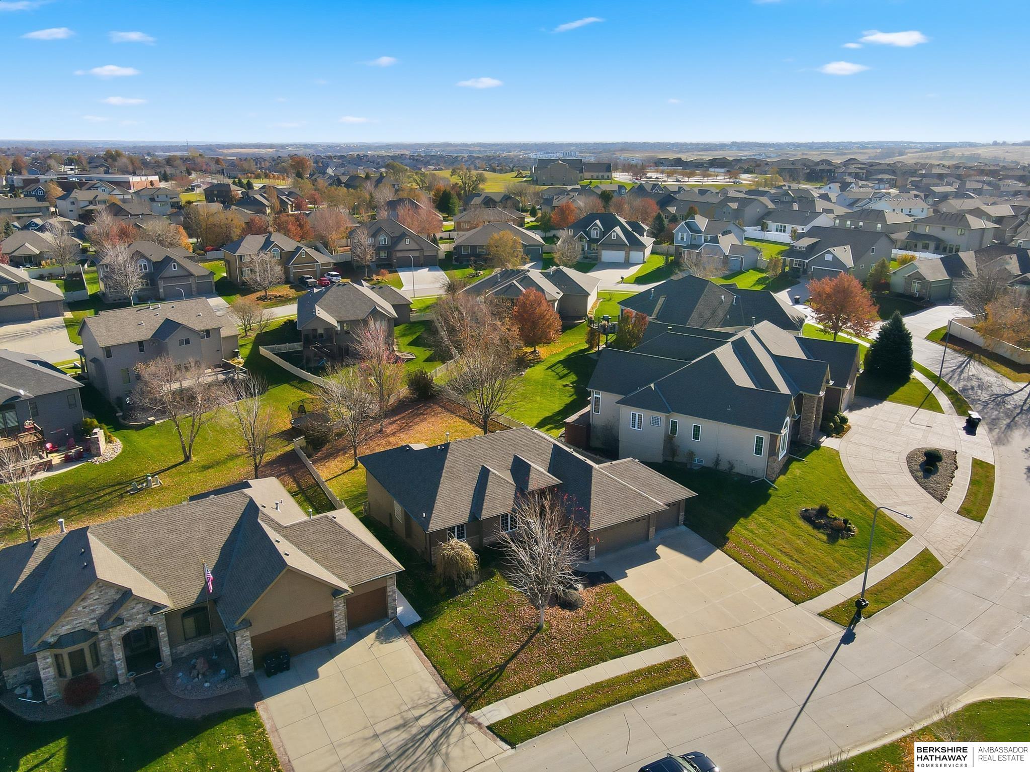 Omaha, Nebraska 68136, United States, 4 Bedrooms Bedrooms, ,3 BathroomsBathrooms,Residential,Active,243175