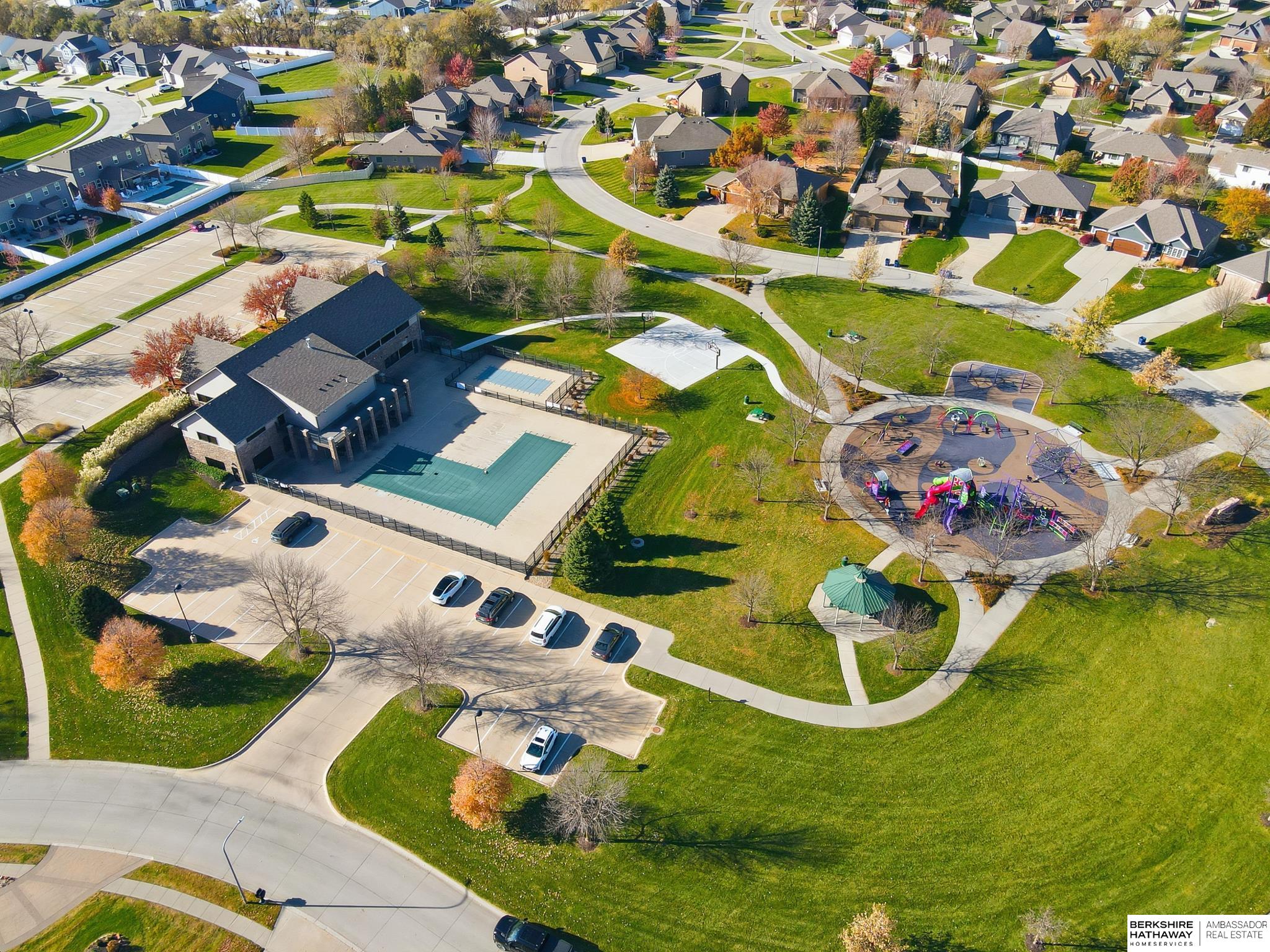 Omaha, Nebraska 68136, United States, 4 Bedrooms Bedrooms, ,3 BathroomsBathrooms,Residential,Active,243175