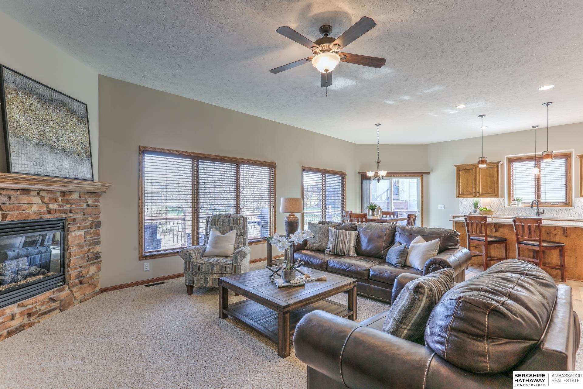 Omaha, Nebraska 68136, United States, 4 Bedrooms Bedrooms, ,3 BathroomsBathrooms,Residential,Active,243175