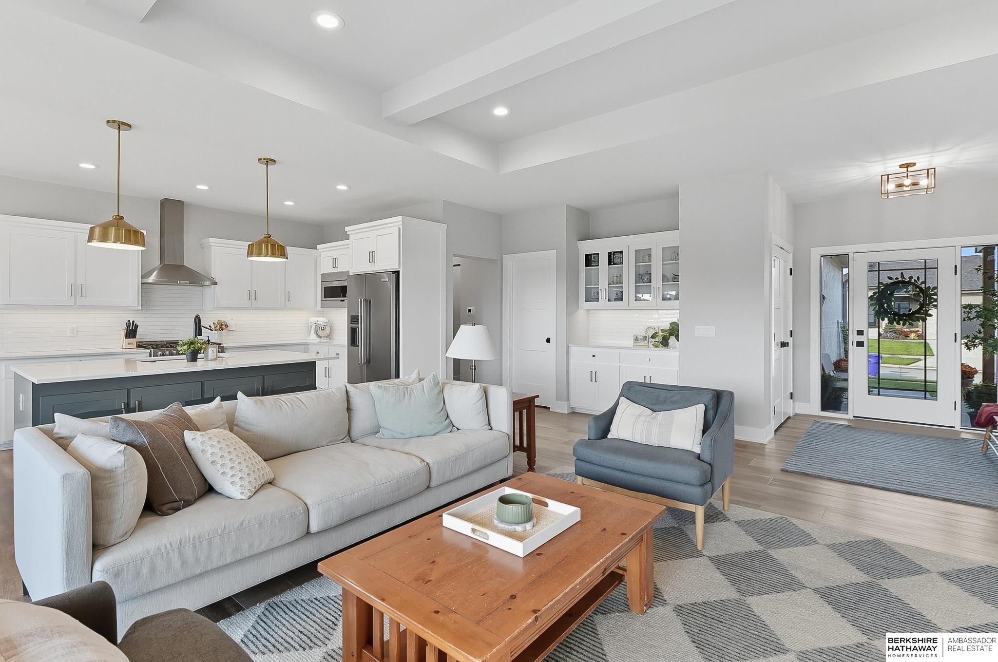 Elkhorn, Nebraska 68022, United States, 5 Bedrooms Bedrooms, ,3 BathroomsBathrooms,Residential,Active,253504