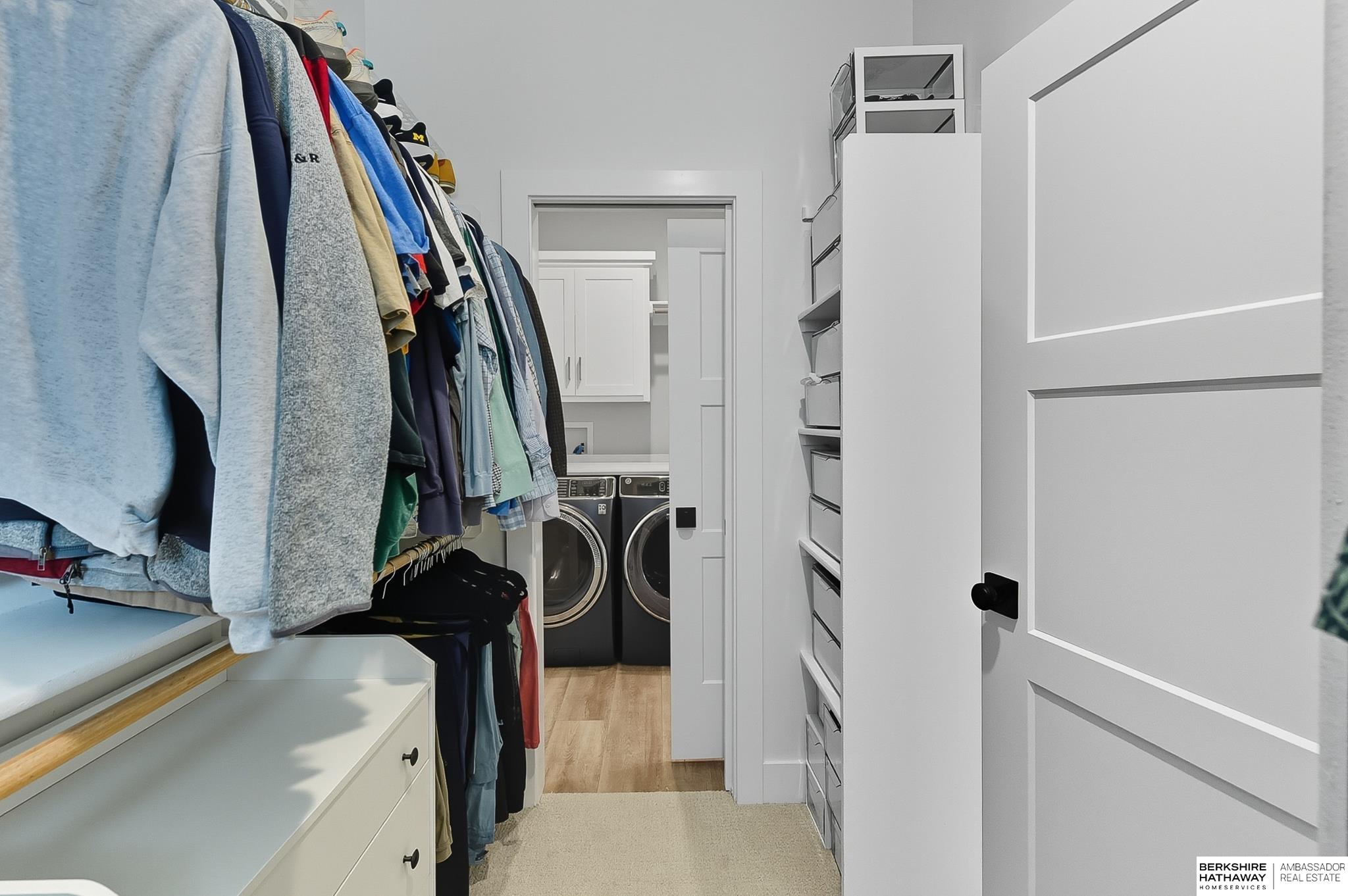 Elkhorn, Nebraska 68022, United States, 5 Bedrooms Bedrooms, ,3 BathroomsBathrooms,Residential,Active,253504