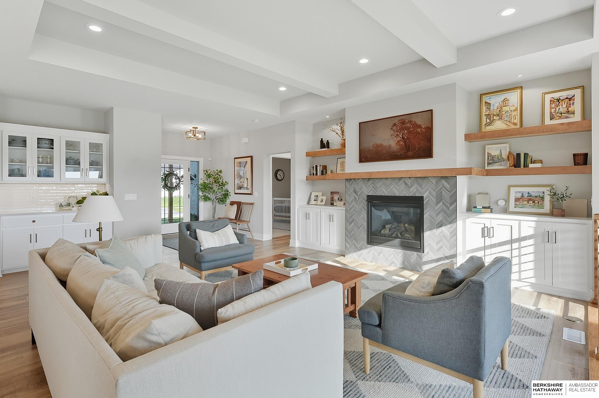 Elkhorn, Nebraska 68022, United States, 5 Bedrooms Bedrooms, ,3 BathroomsBathrooms,Residential,Active,253504