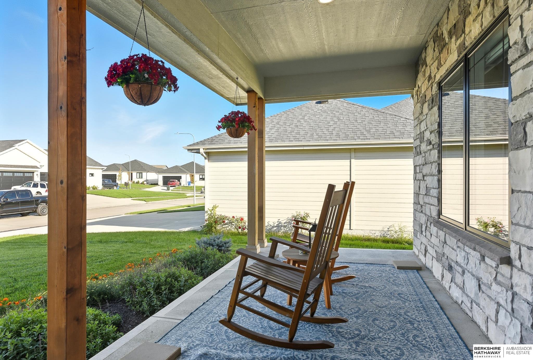 Elkhorn, Nebraska 68022, United States, 5 Bedrooms Bedrooms, ,3 BathroomsBathrooms,Residential,Active,253504