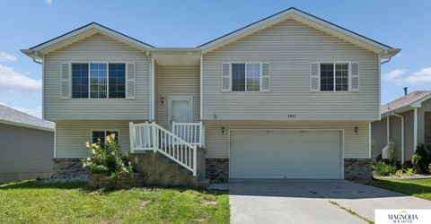 Photo of 6933 N Steamboat Drive, Lincoln, NE 68521 (MLS # 22617486)