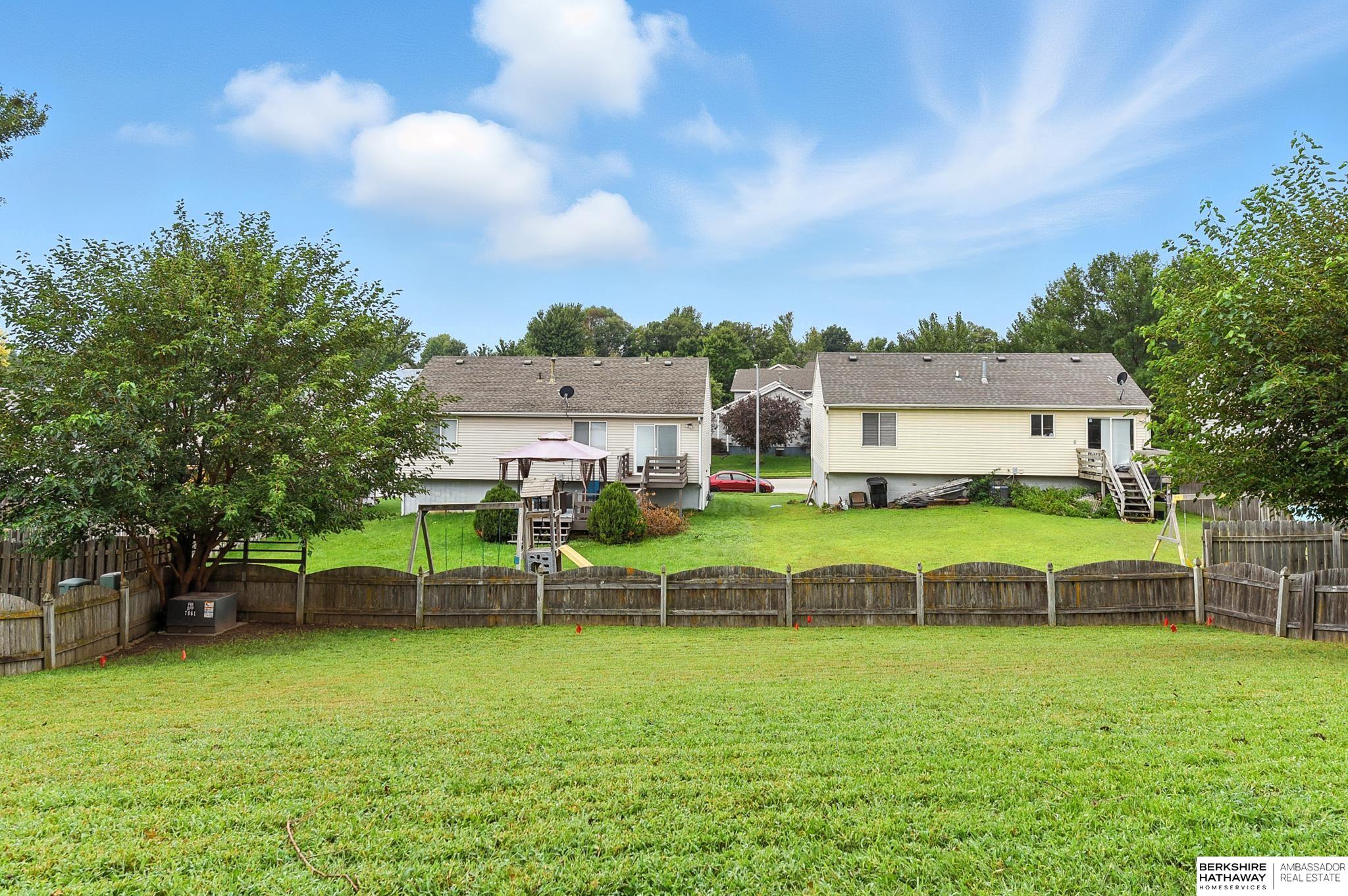 Omaha, Nebraska 68136, United States, 3 Bedrooms Bedrooms, ,2 BathroomsBathrooms,Residential,Pending,190965