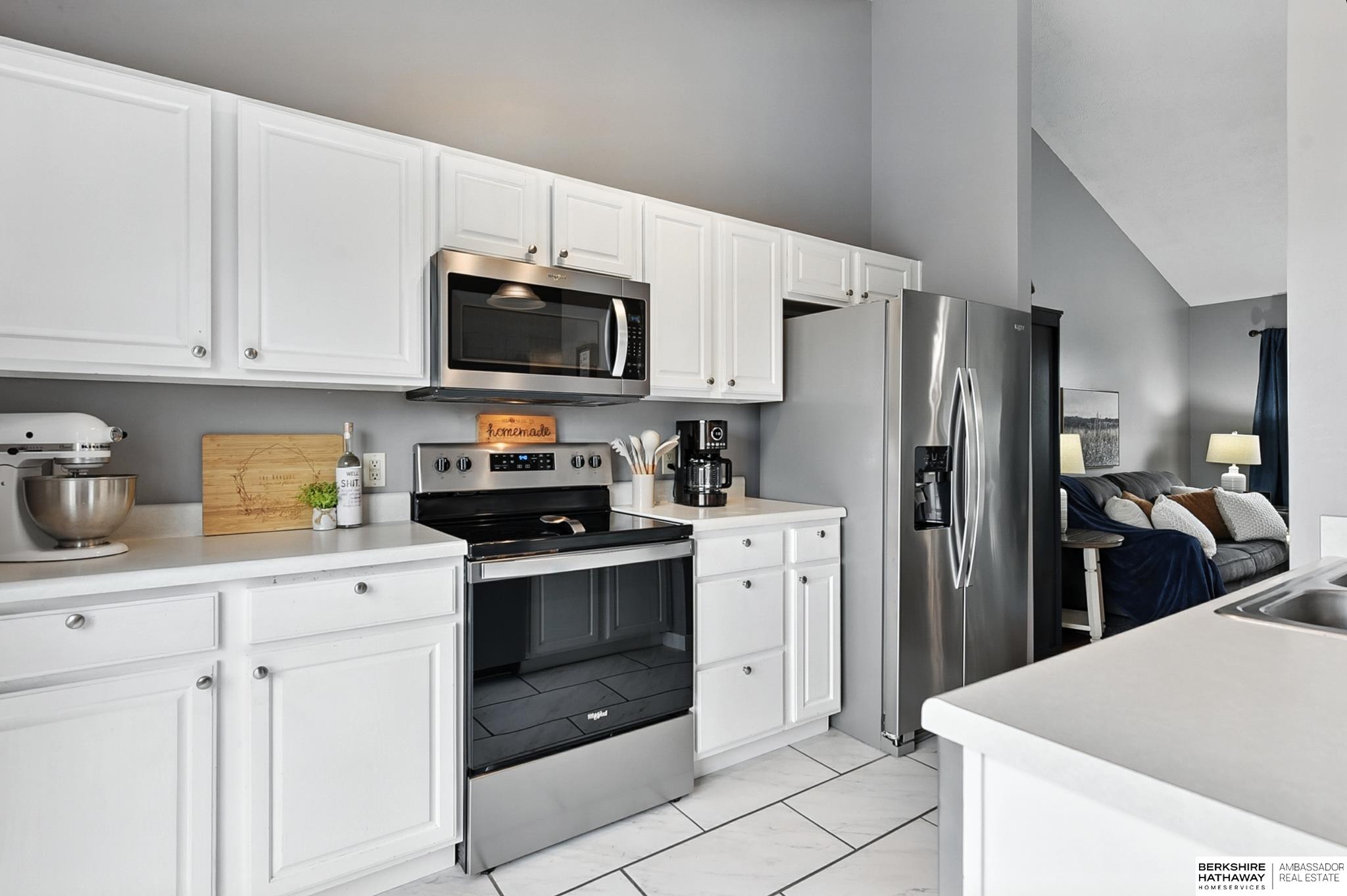 Omaha, Nebraska 68136, United States, 3 Bedrooms Bedrooms, ,2 BathroomsBathrooms,Residential,Pending,190965