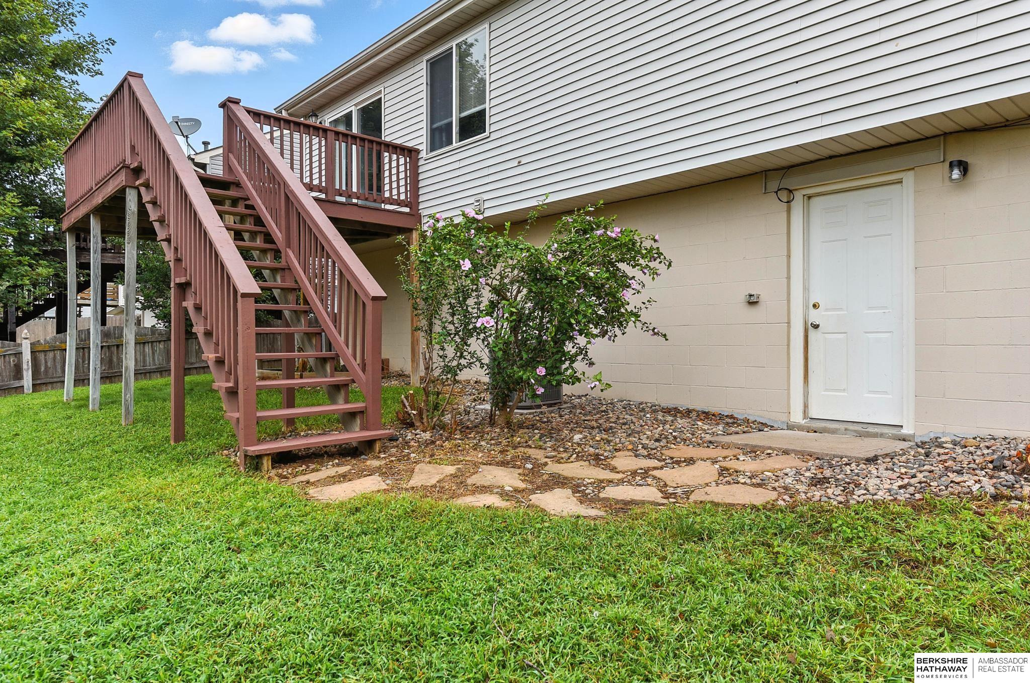 Omaha, Nebraska 68136, United States, 3 Bedrooms Bedrooms, ,2 BathroomsBathrooms,Residential,Pending,190965