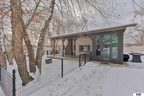 Photo of 8702 Boyd Street, Omaha, NE 68134 (MLS # 22534369)