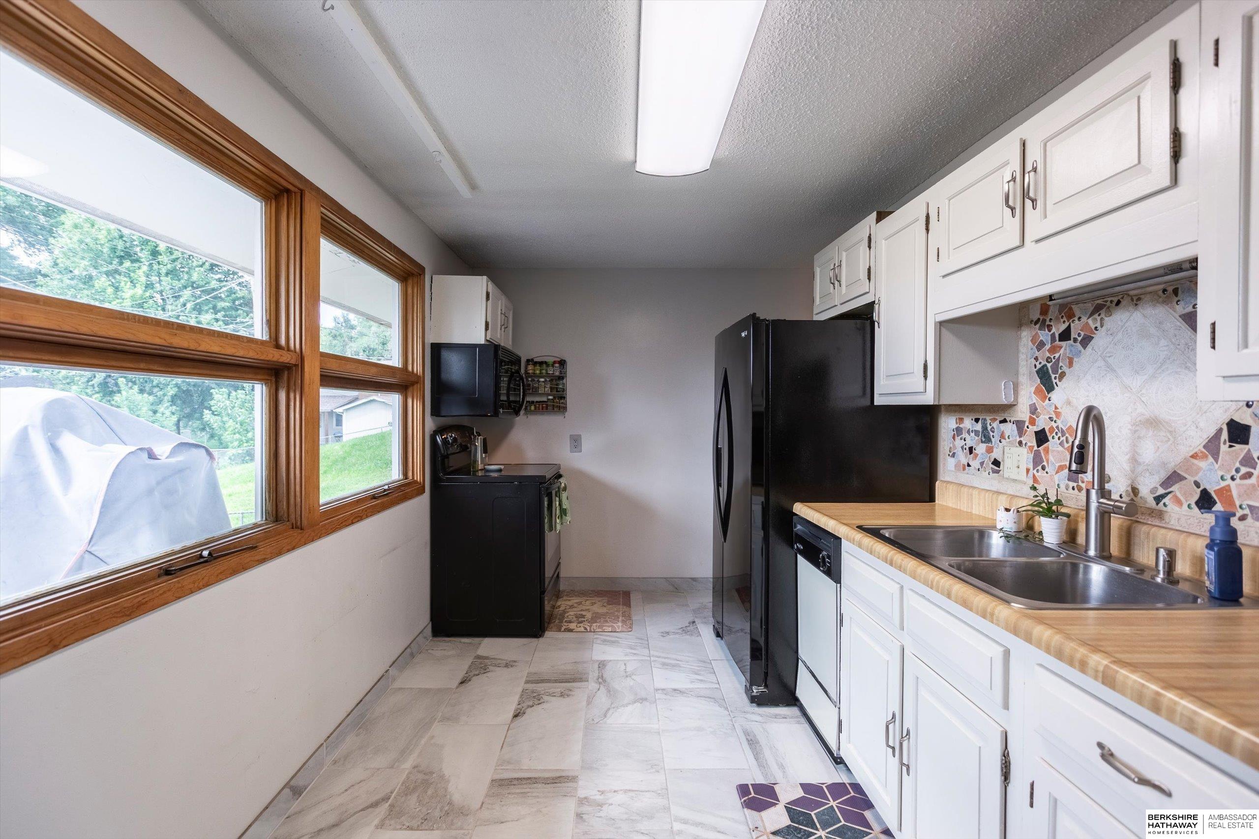 Omaha, Nebraska 68134, United States, 3 Bedrooms Bedrooms, ,2 BathroomsBathrooms,Residential,Active,196719