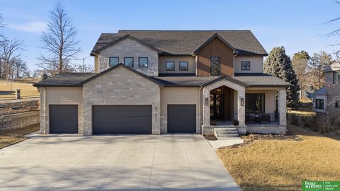 Photo of 21620 Arbor Street, Elkhorn, NE 68022 (MLS # 22607881)