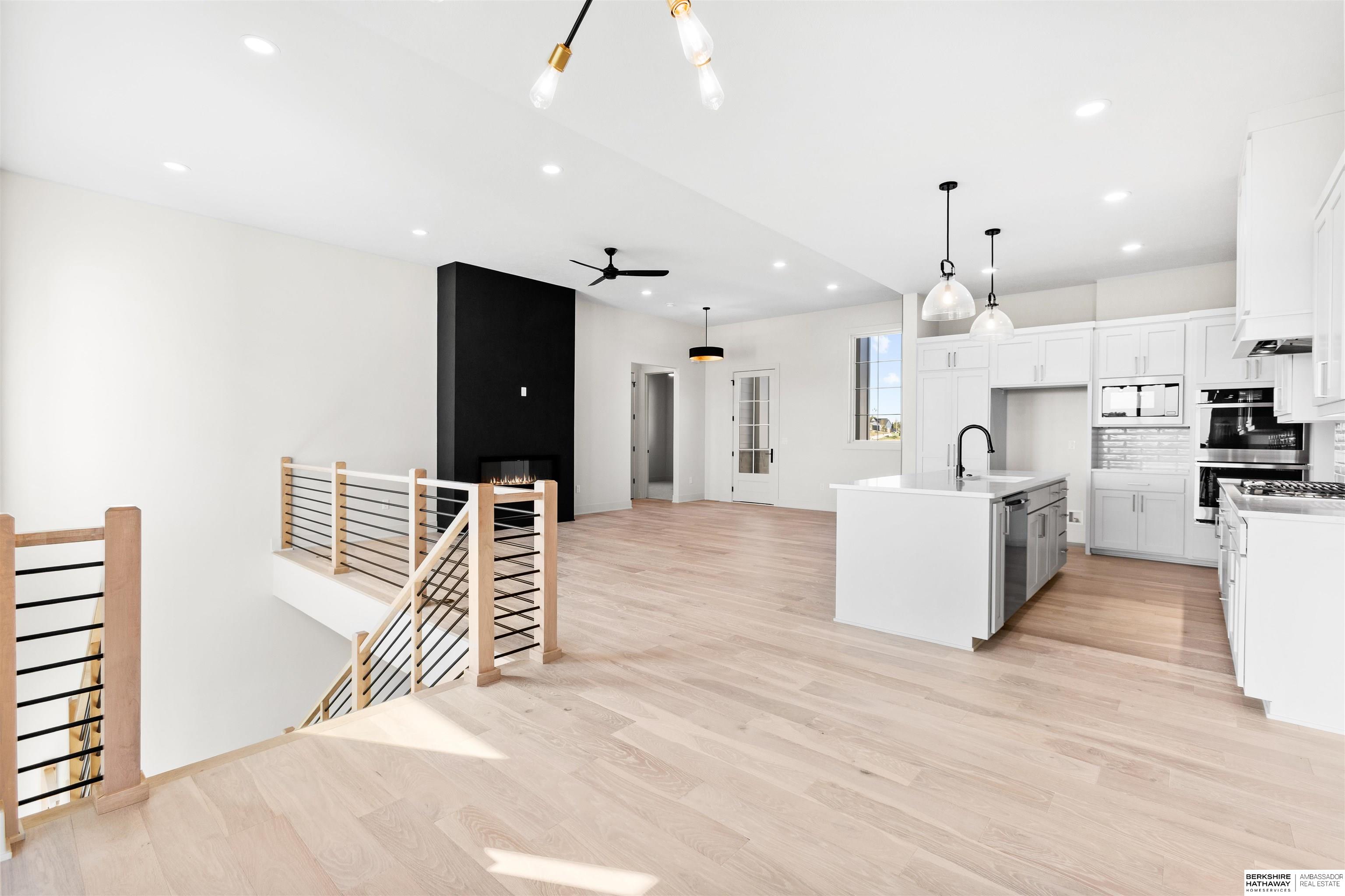 Elkhorn, Nebraska 68022, United States, 5 Bedrooms Bedrooms, ,3 BathroomsBathrooms,Residential,Active,207544