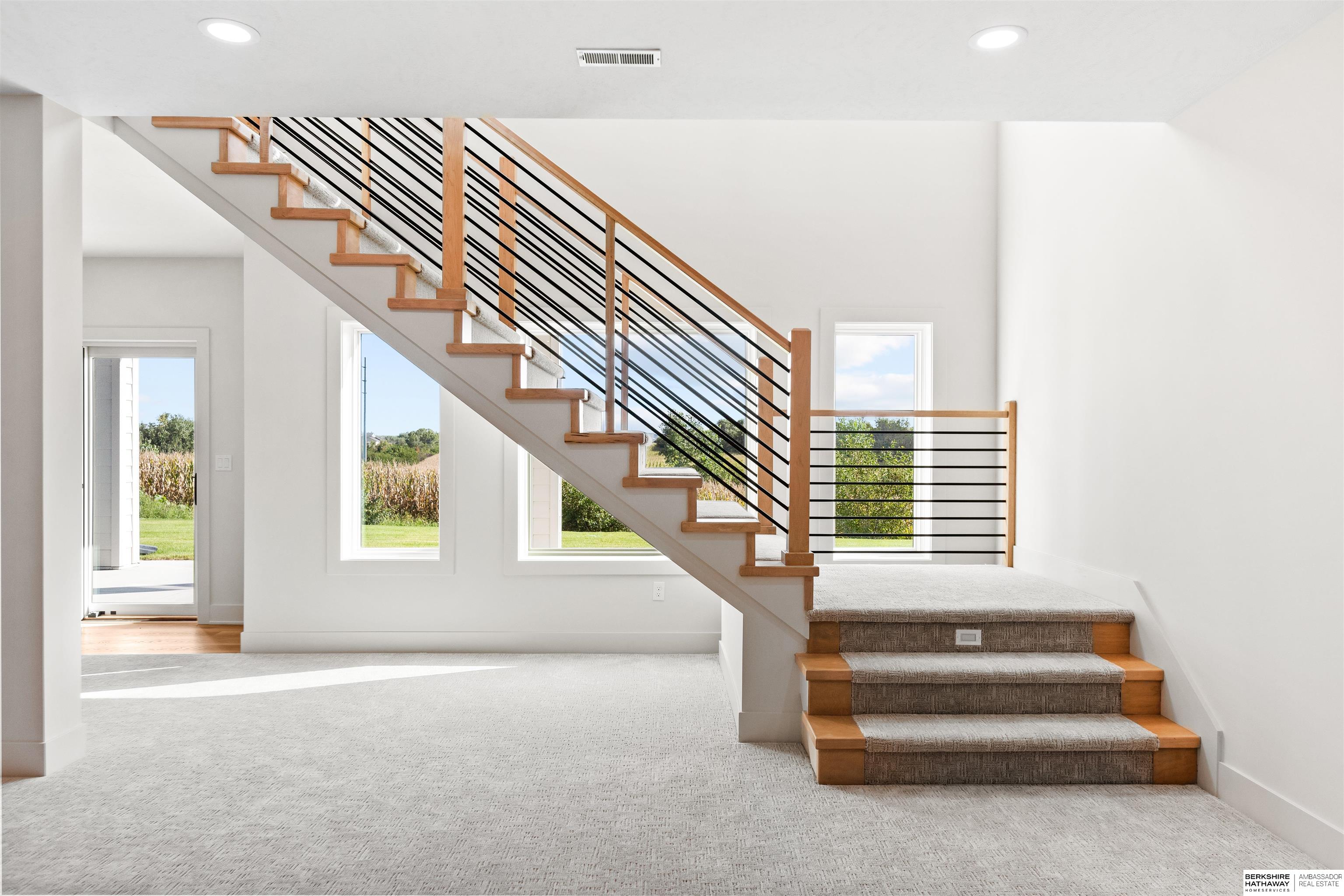 Elkhorn, Nebraska 68022, United States, 5 Bedrooms Bedrooms, ,3 BathroomsBathrooms,Residential,Active,207544