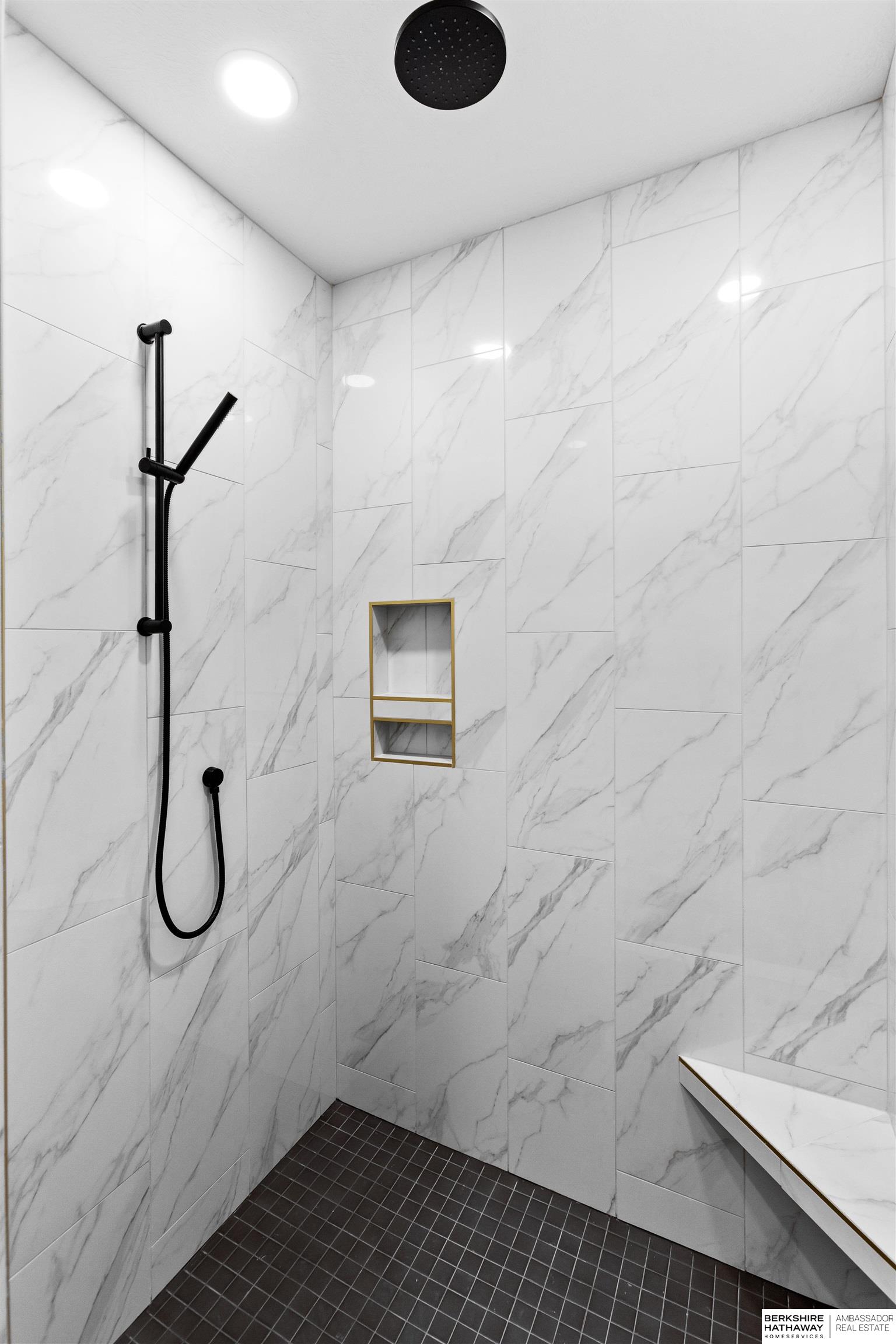 Elkhorn, Nebraska 68022, United States, 5 Bedrooms Bedrooms, ,3 BathroomsBathrooms,Residential,Active,207544