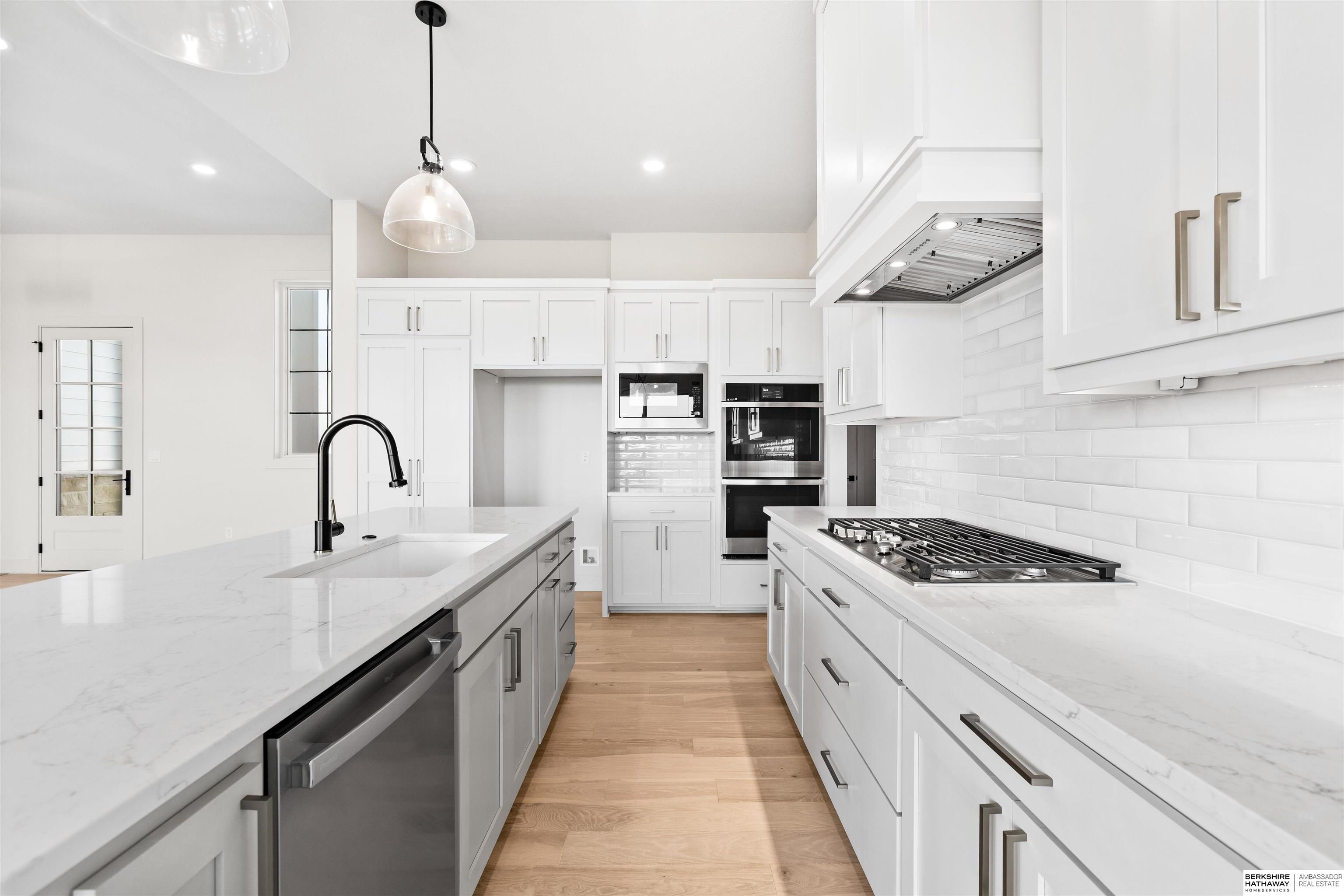 Elkhorn, Nebraska 68022, United States, 5 Bedrooms Bedrooms, ,3 BathroomsBathrooms,Residential,Active,207544