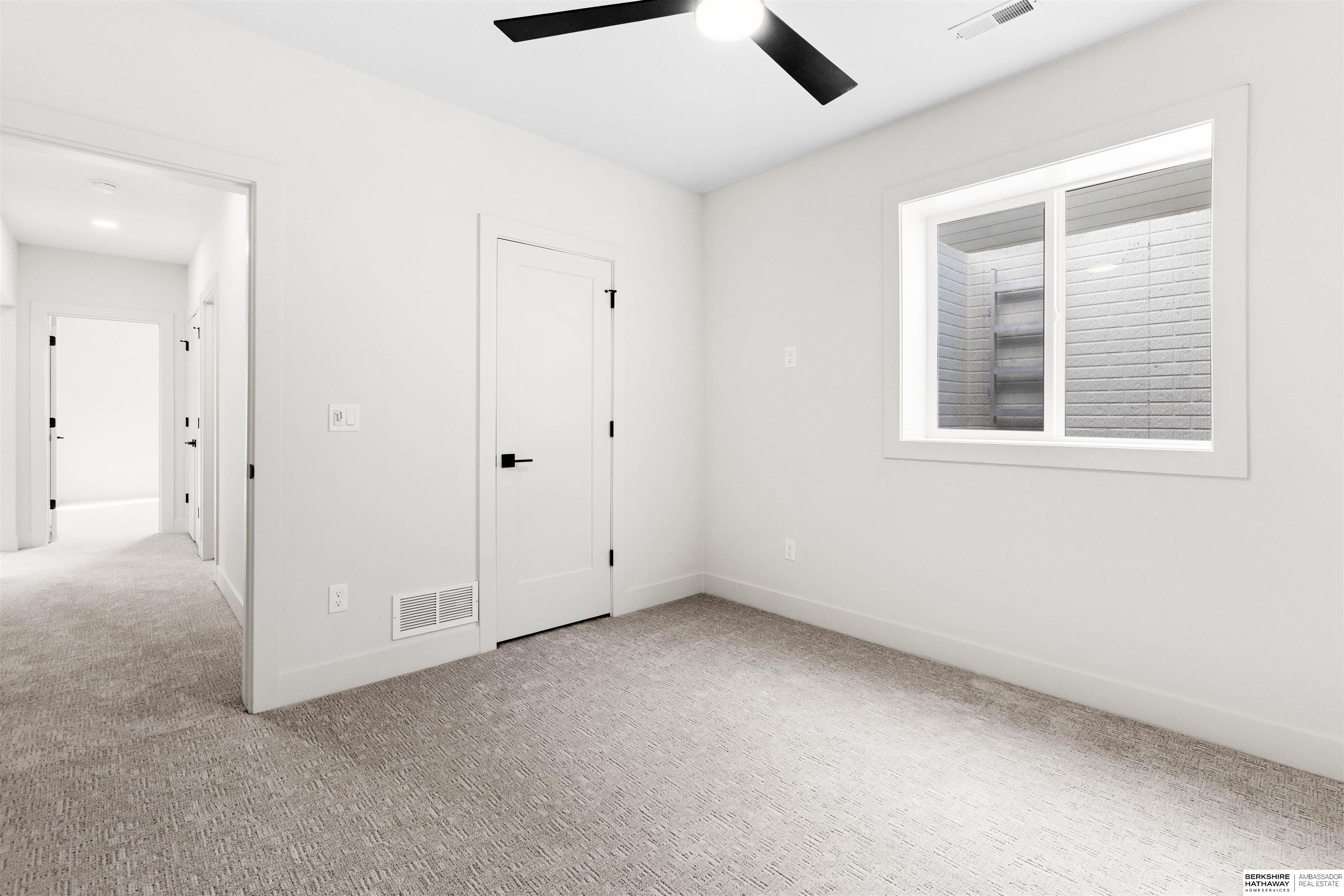 Elkhorn, Nebraska 68022, United States, 5 Bedrooms Bedrooms, ,3 BathroomsBathrooms,Residential,Active,207544