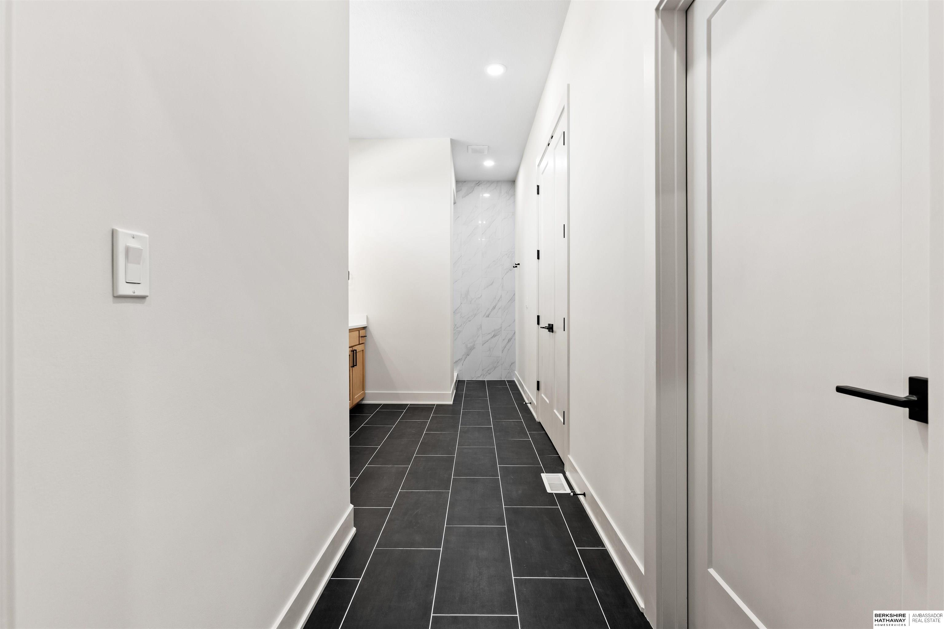 Elkhorn, Nebraska 68022, United States, 5 Bedrooms Bedrooms, ,3 BathroomsBathrooms,Residential,Active,207544