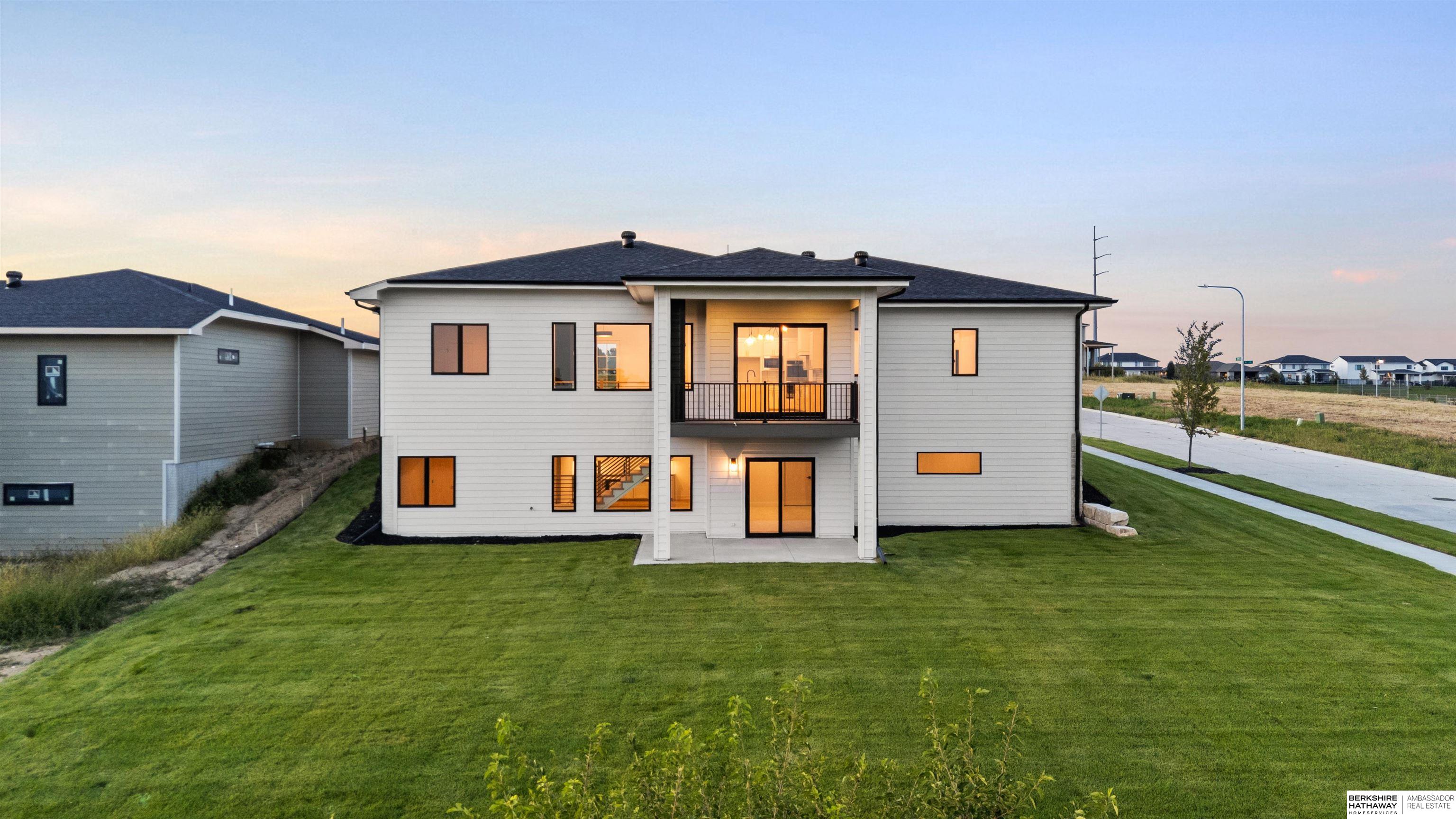 Elkhorn, Nebraska 68022, United States, 5 Bedrooms Bedrooms, ,3 BathroomsBathrooms,Residential,Active,207544